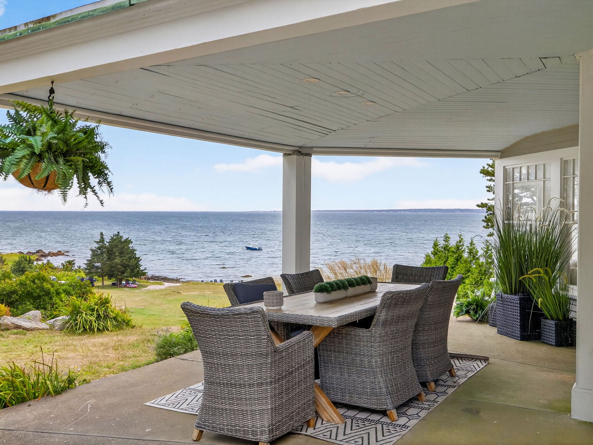 Waterfront Off Market Private Exclusive 