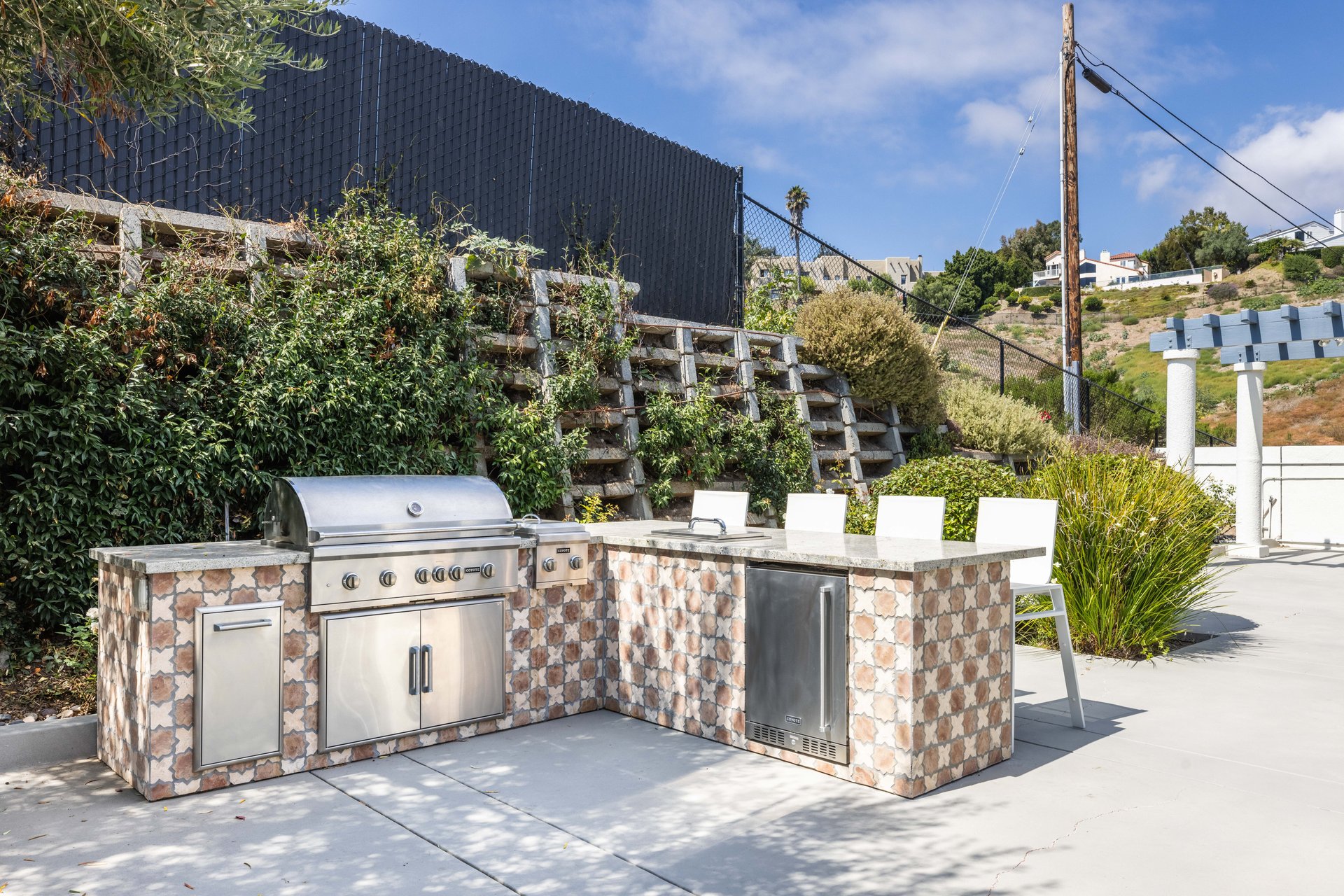 6435 Zumirez Dr Unit: 8, Malibu 