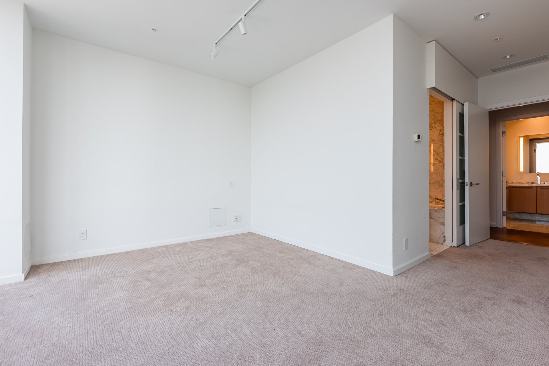 Suite 5302- 180 University Avenue