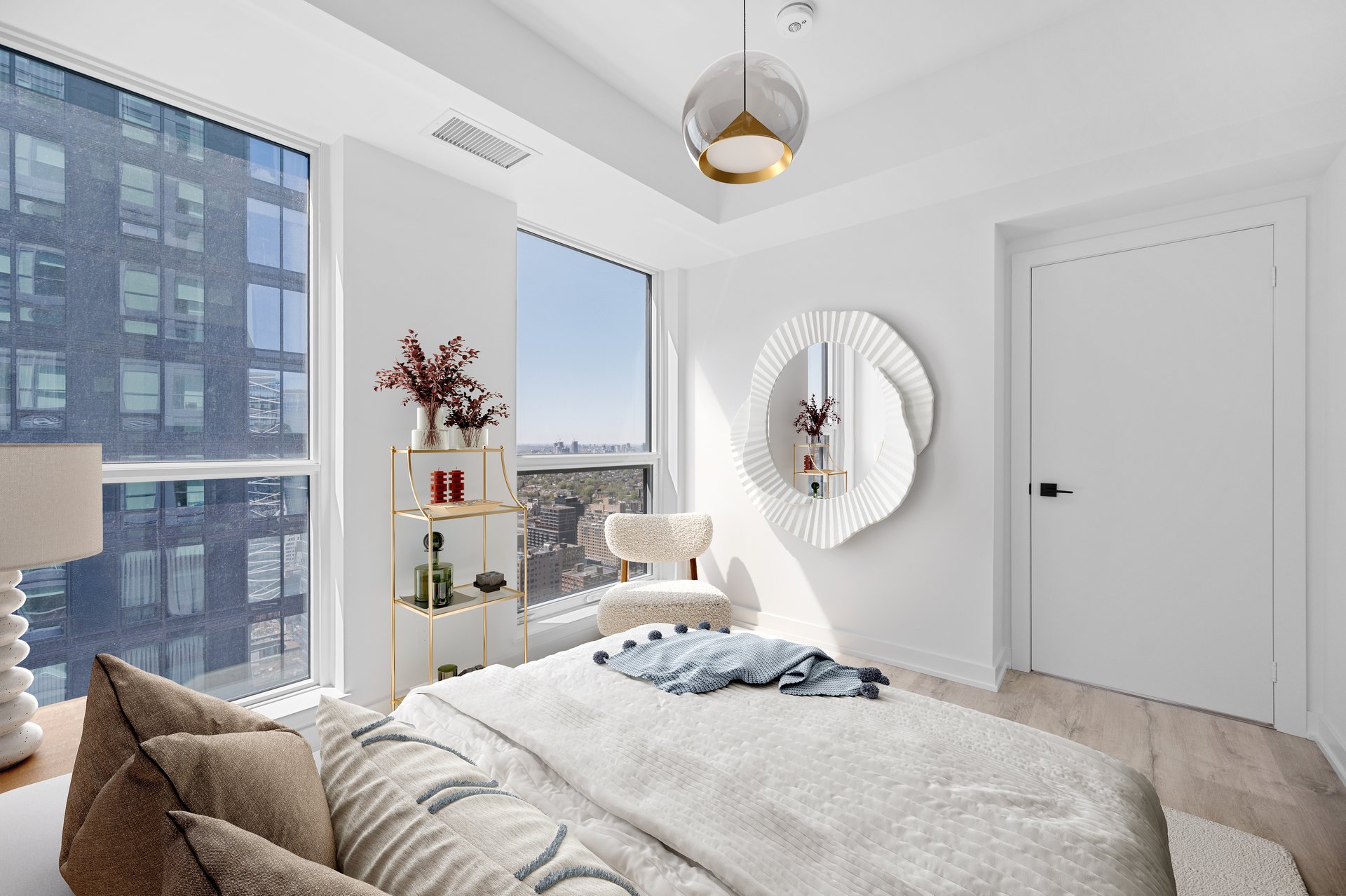 327 King Street W 3905, Toronto C01 Unit: 3905