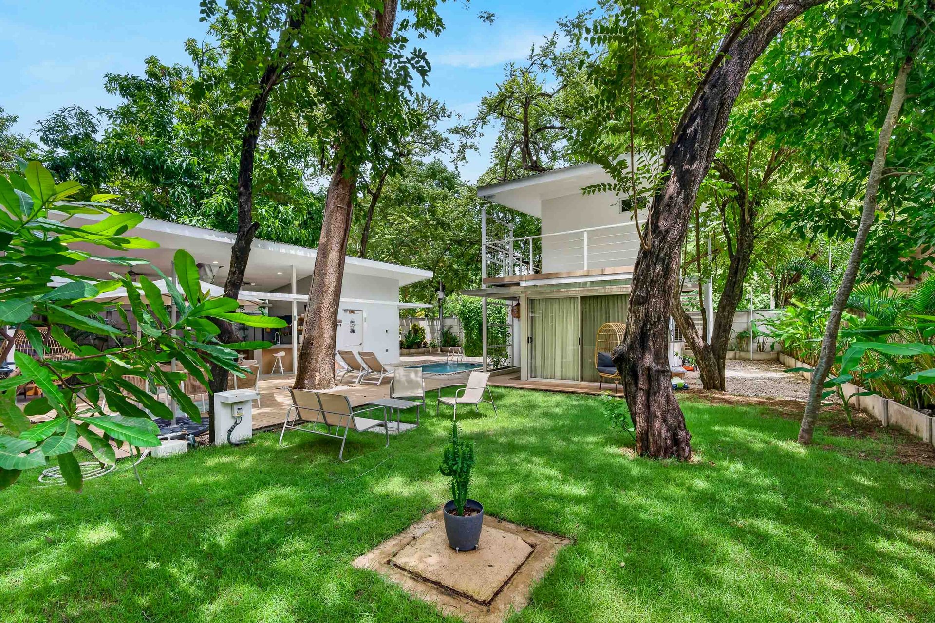 Hakuna Matata Villa Boutique | 3-Bedroom Tropical Home Near Playa Potrero