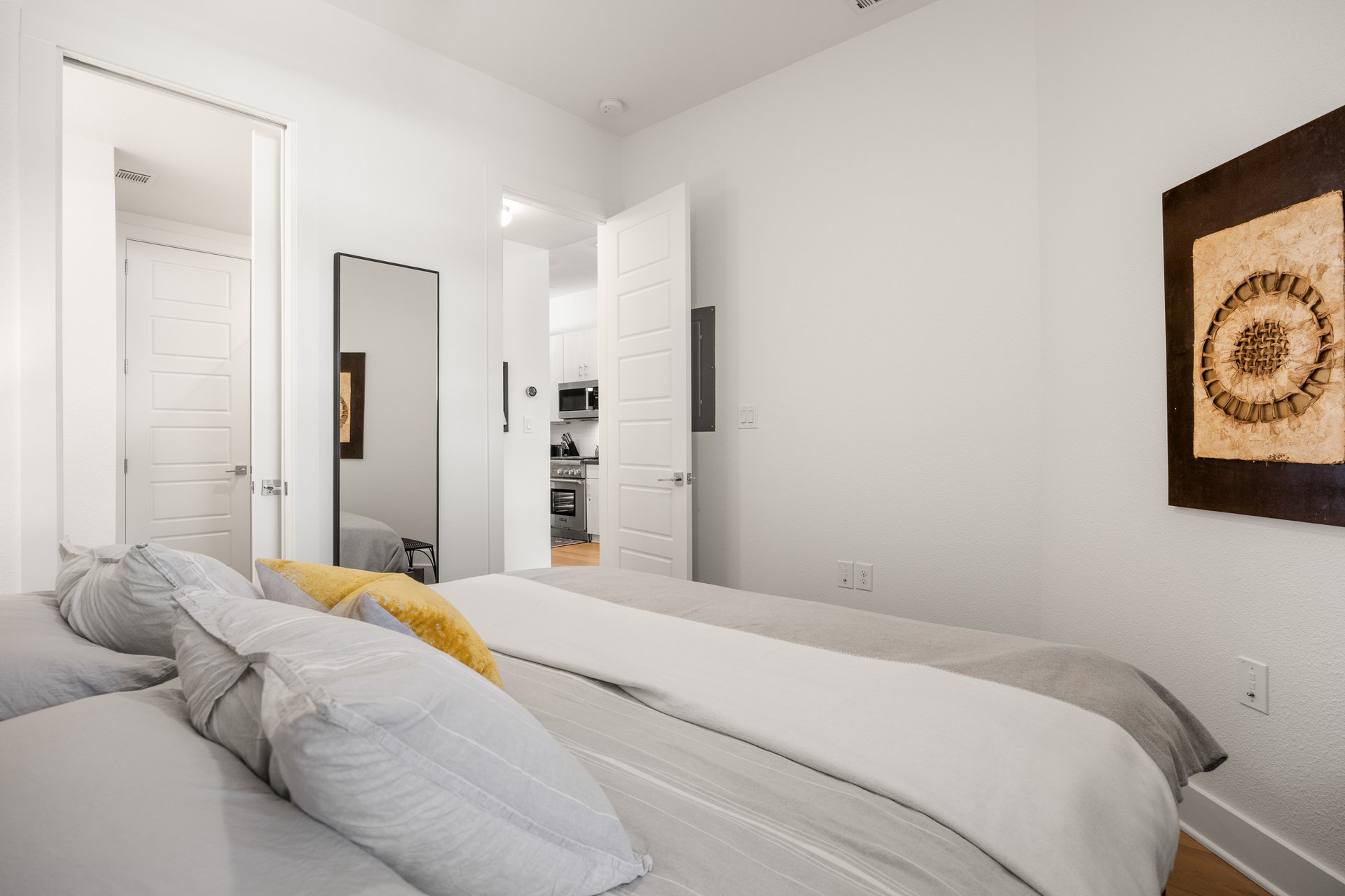 1306 West Avenue #205