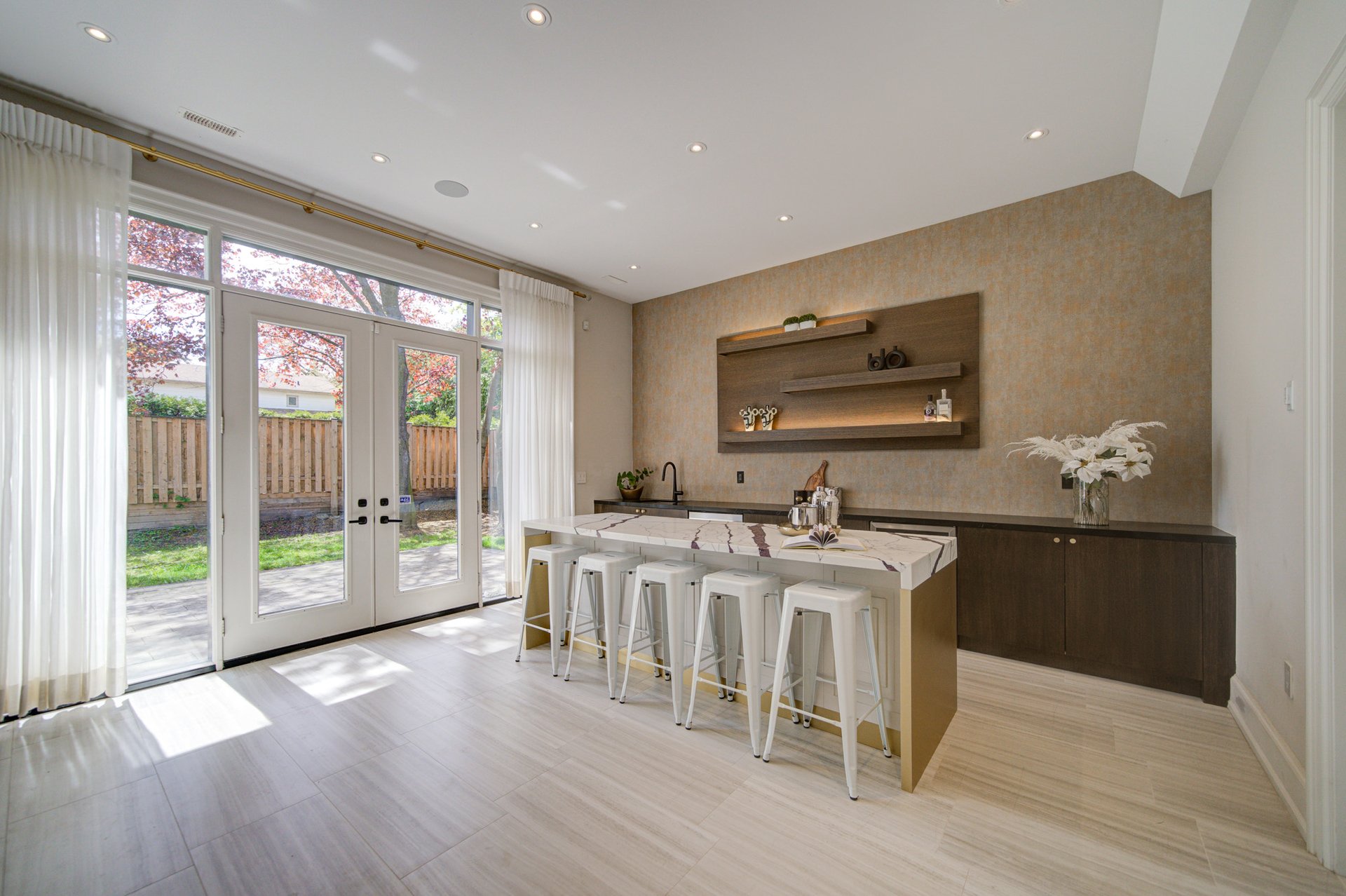 SOLD: Modern Sophistication