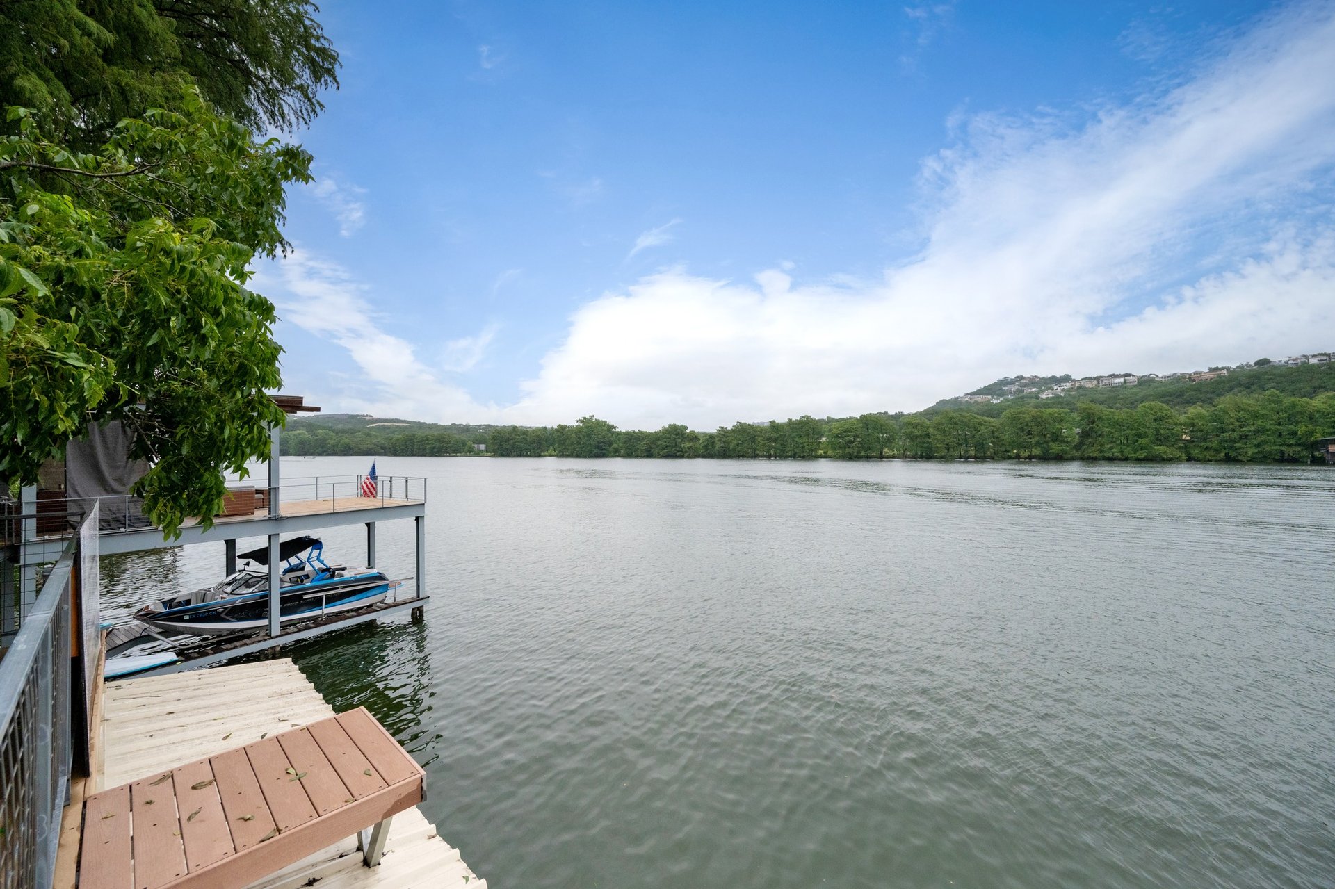 Westlake Waterfront Bungalow