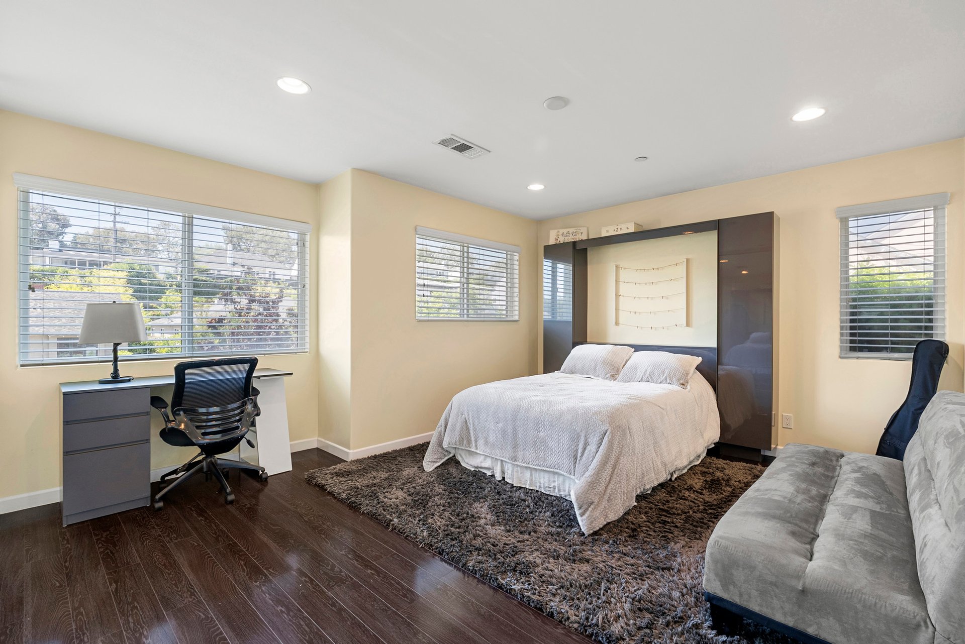 9313 Bolton Rd, Beverlywood Vicinity