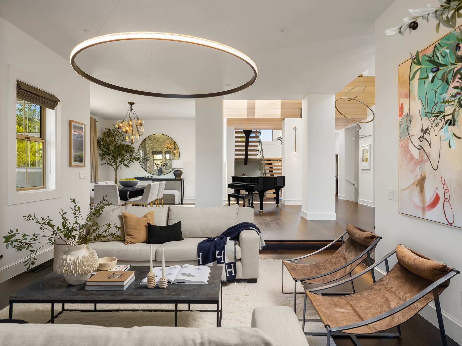 Architectural Modernism, Bay Views, and Exceptional Outdoor Living