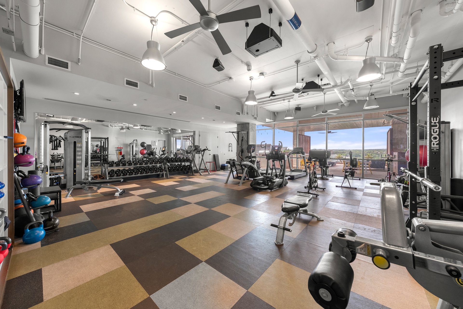 222 West Avenue #2802