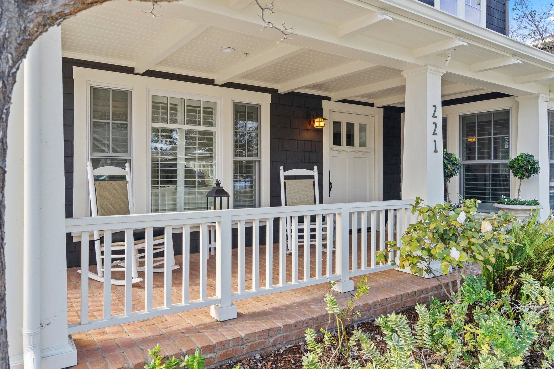 221 Caldwell Avenue