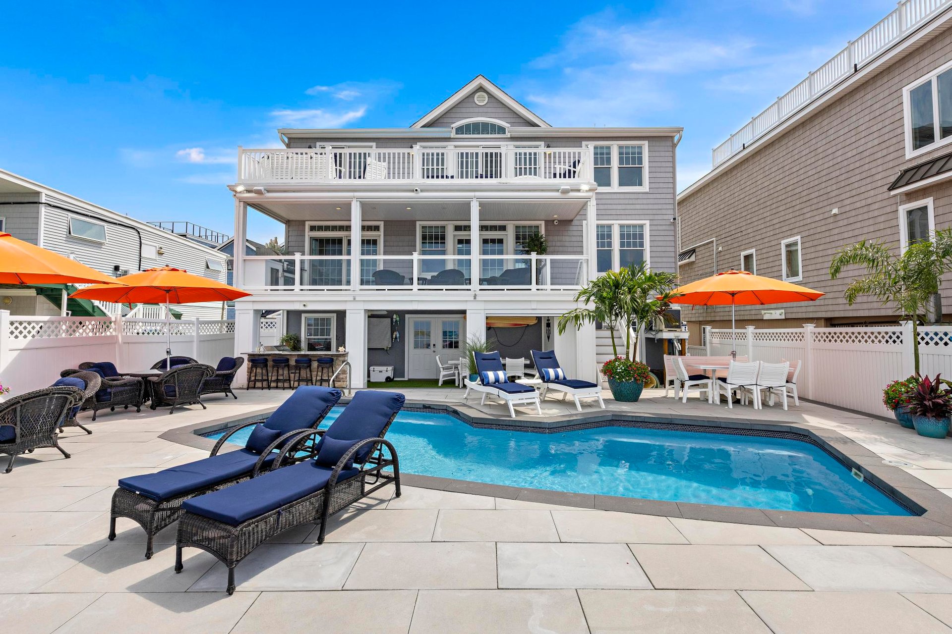 2108 Waverly Place
