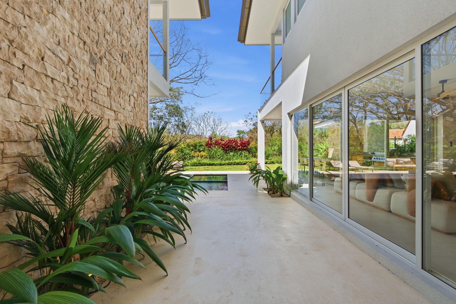 Casa Estrella de Mar | Luxury 5-Bedroom Beachside Home for Sale in Las Golondrinas, Hacienda Pinilla