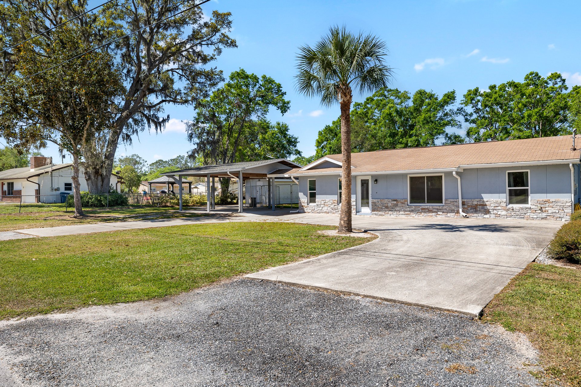 3399 RIVERDALE DR