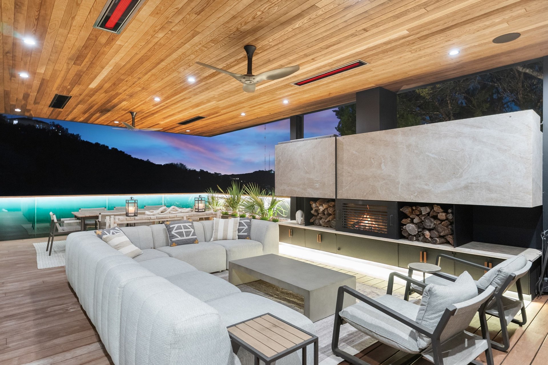 West Lake Hills Modern Sanctuary