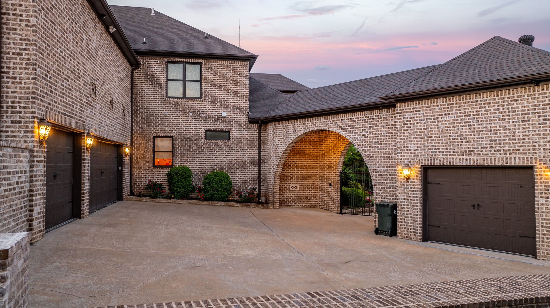 106 Orle Dr