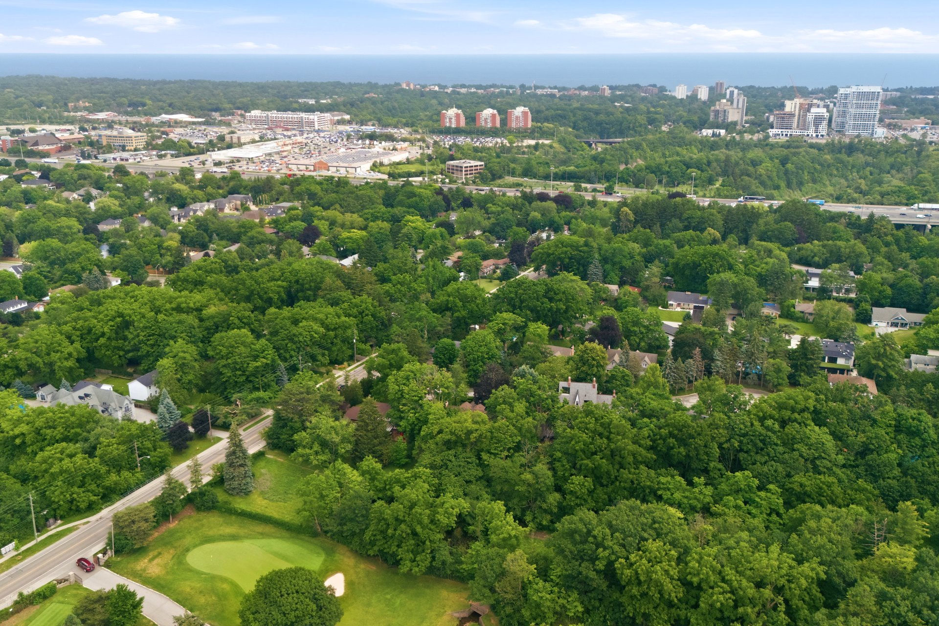 Rare Court Location on Oakville Golf Course
