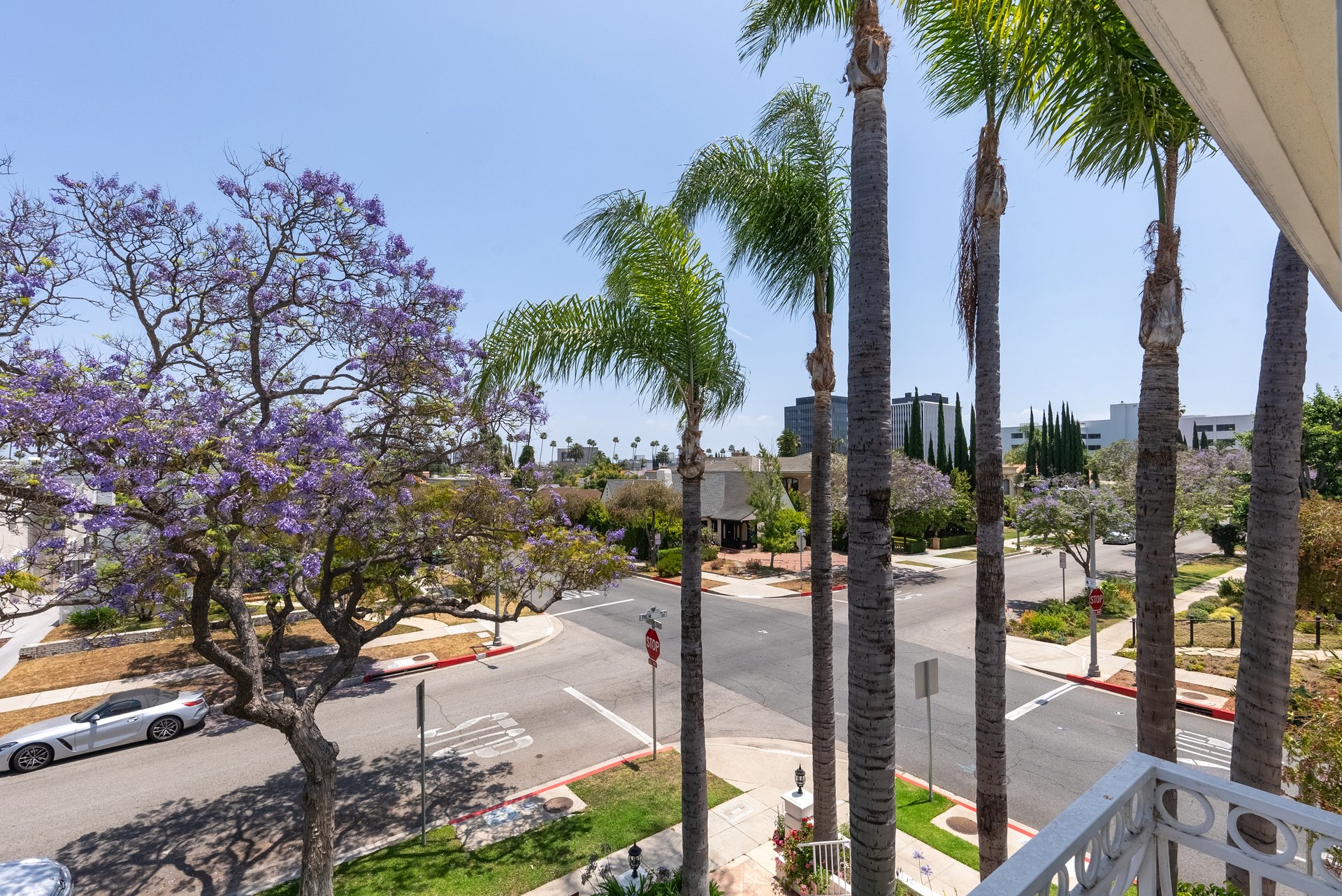 201 N Palm Dr, Beverly Hills 