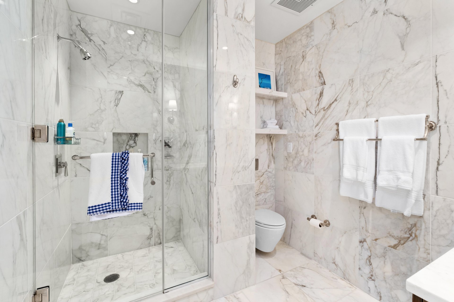 200 Congress Avenue #37H