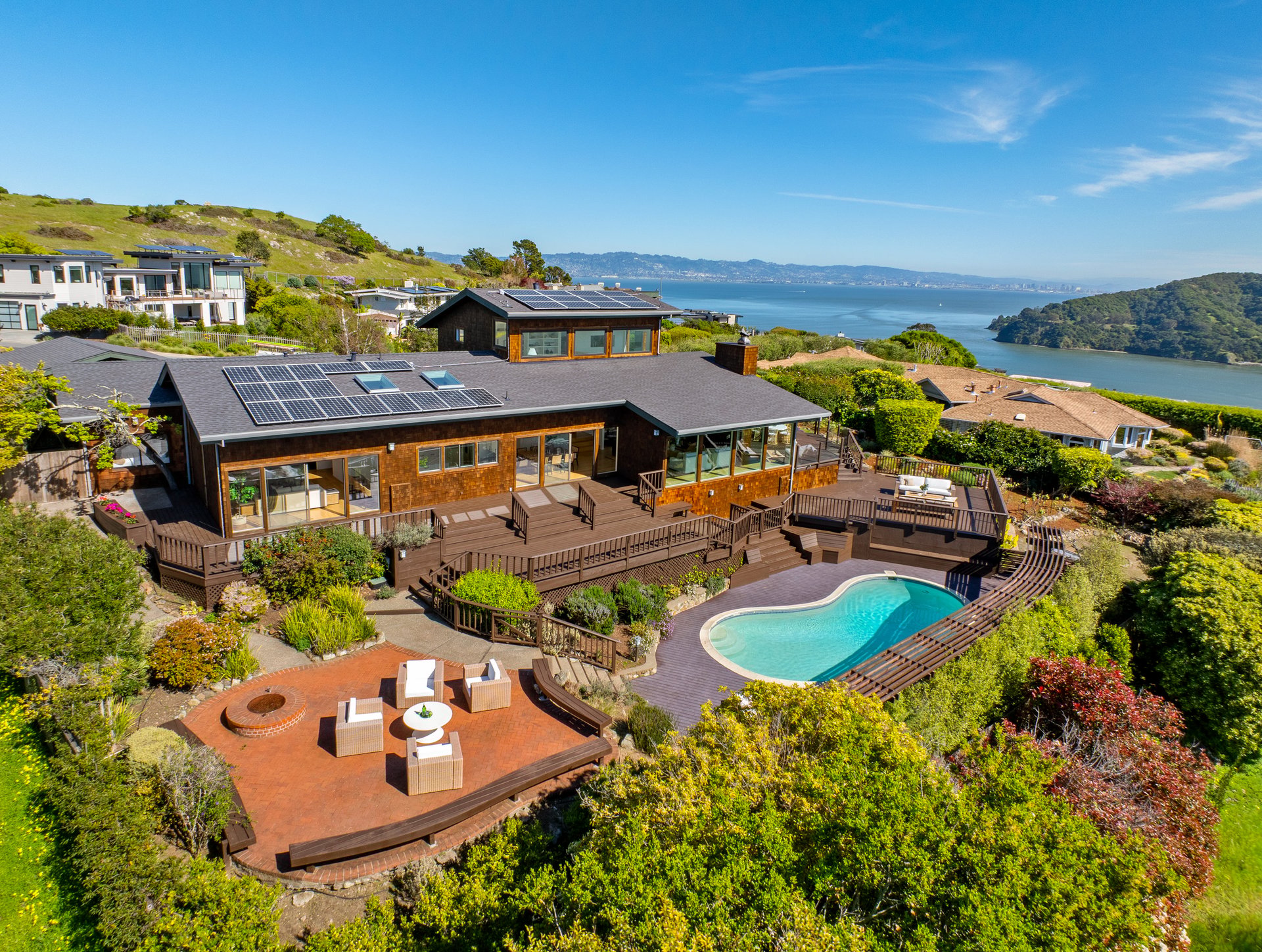 Sweeping Views of San Francisco and the Golden Gate Bridge