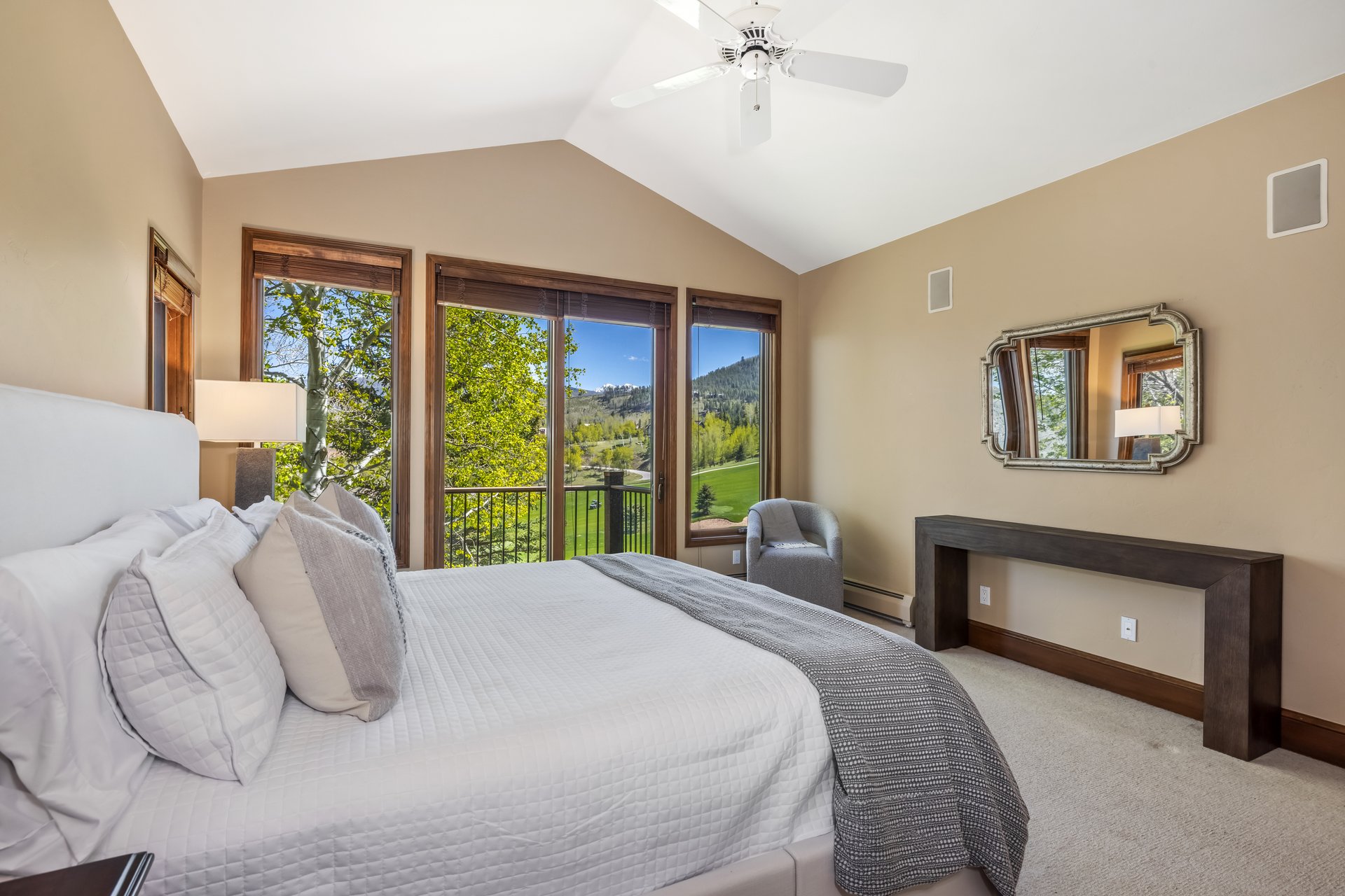 167 Saddle Ridge Loop