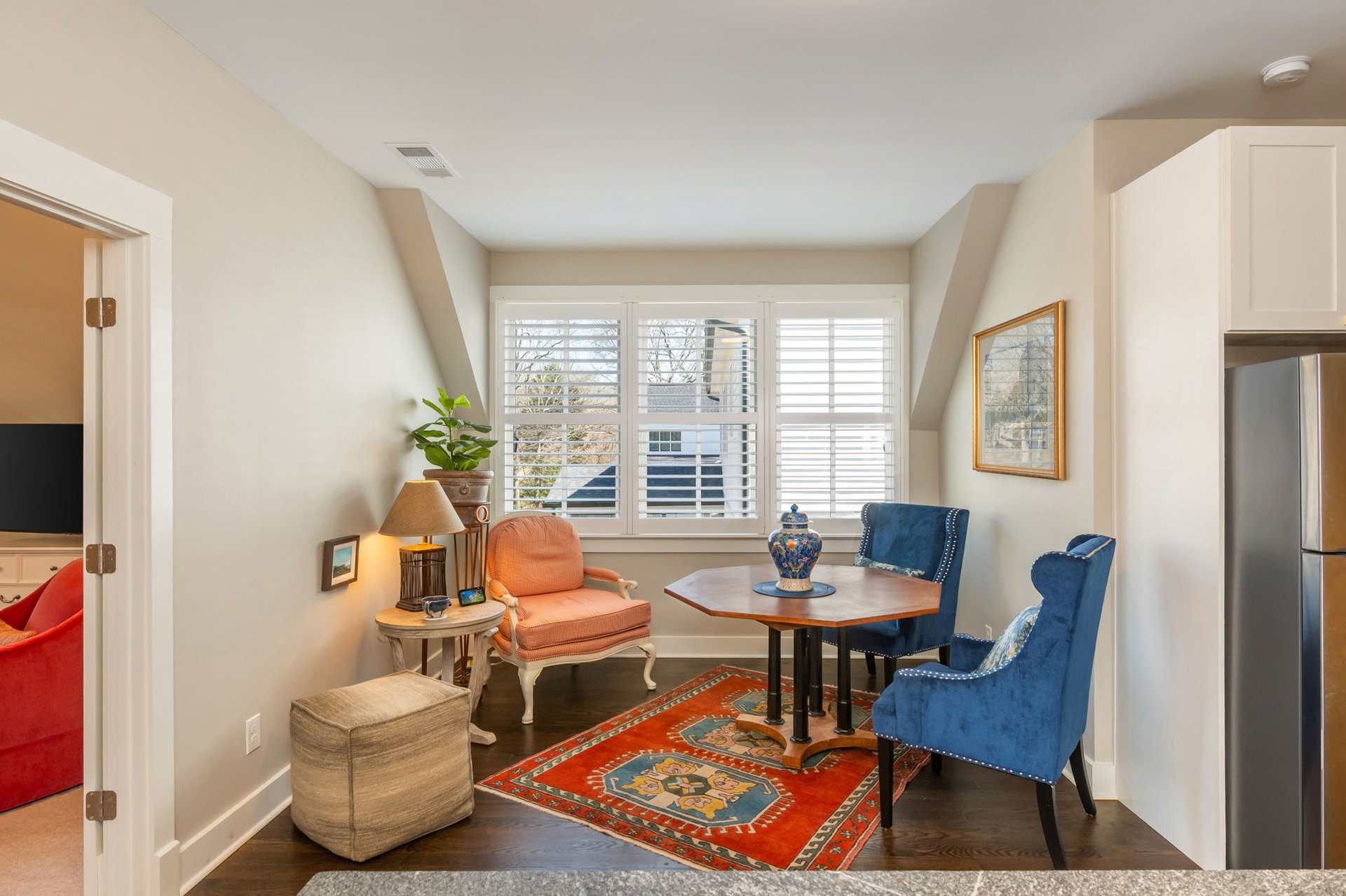 5911 Brundage Lane