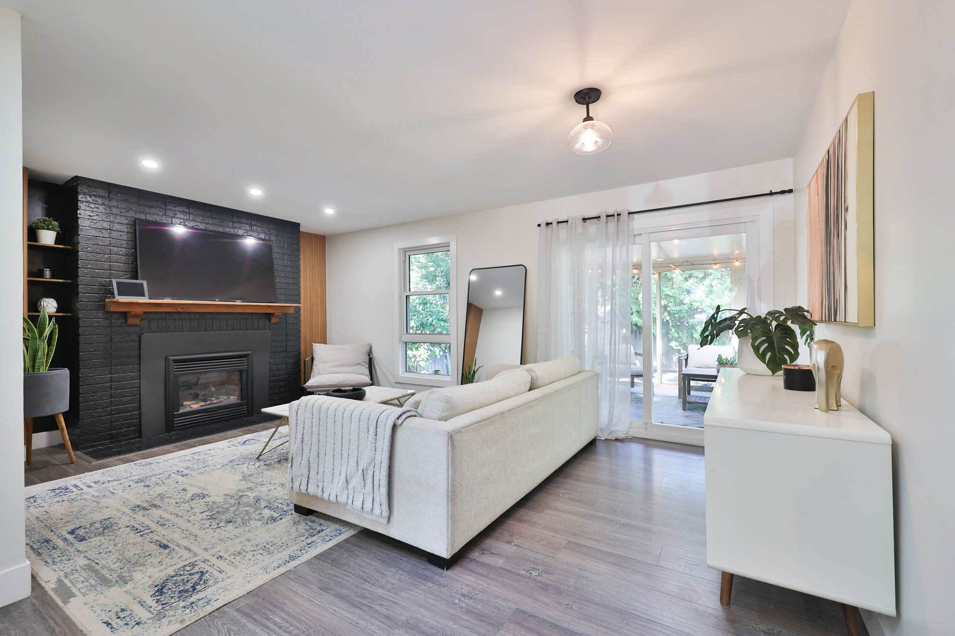 1131 Carol Street, Burlington
