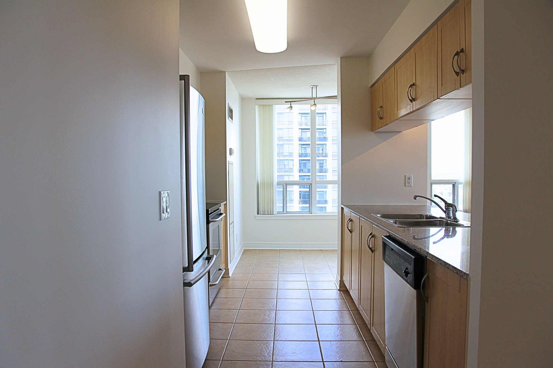  Exceptional Corner Suite 