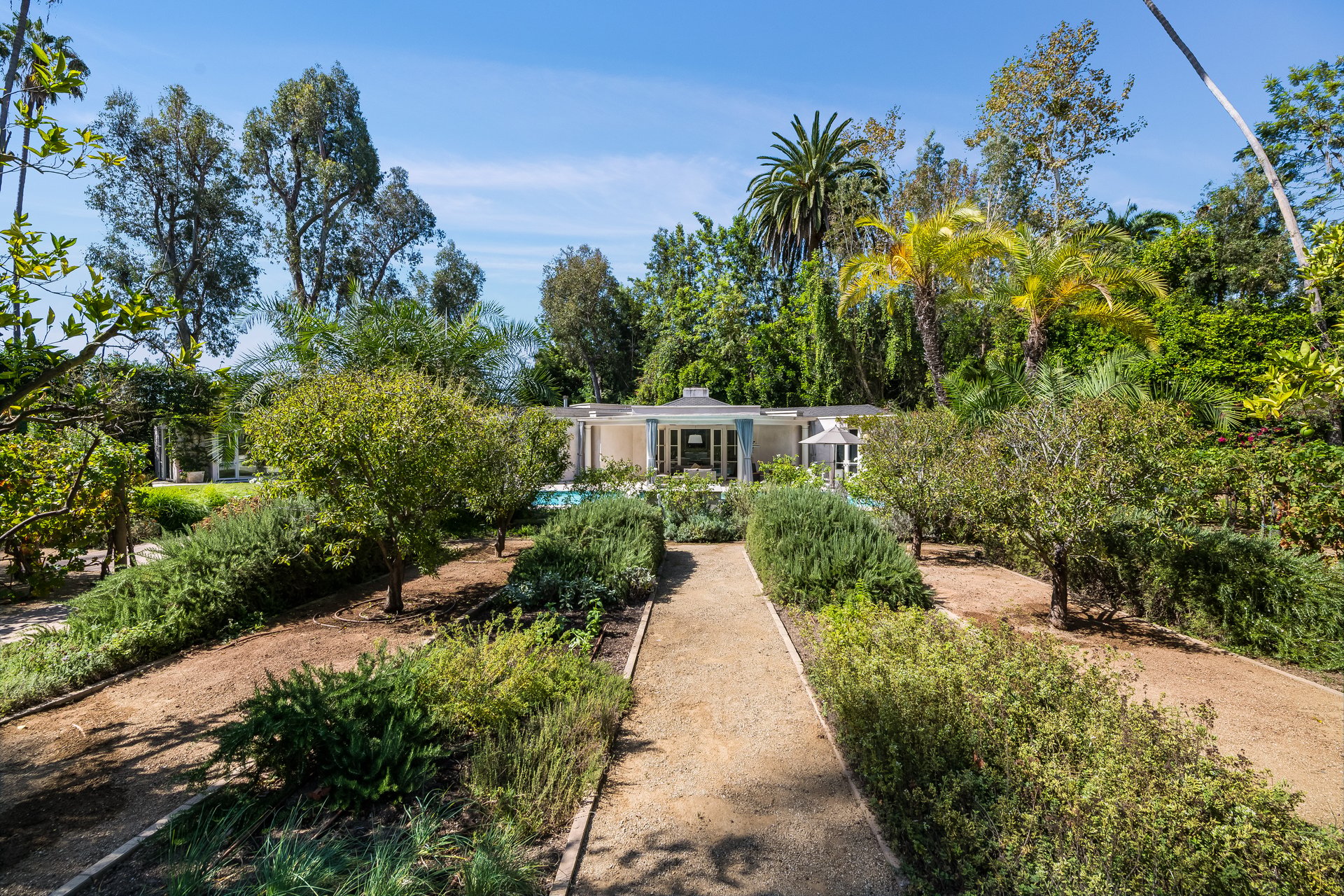101 Bel Air Rd