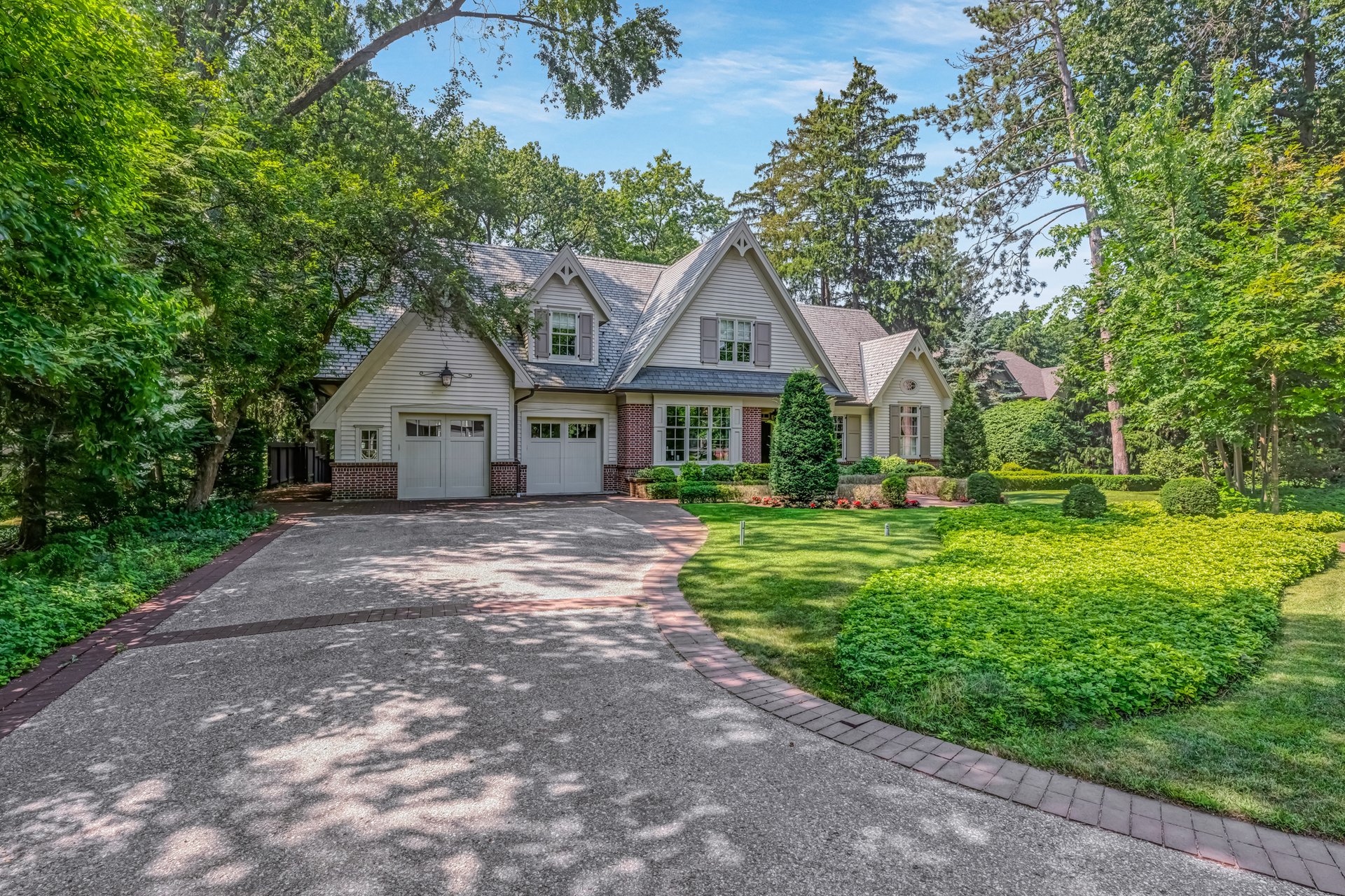 190 Donnelly Dr