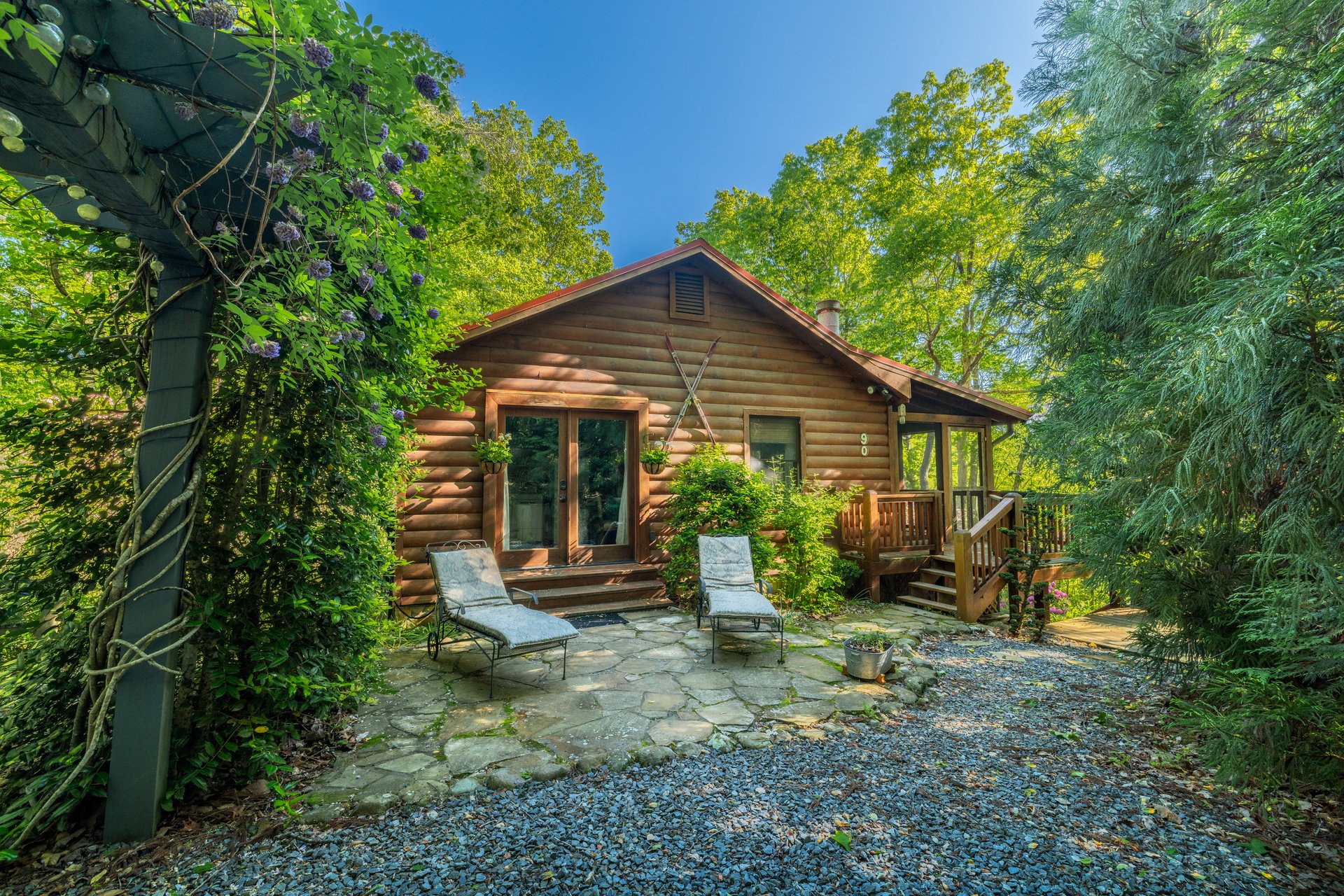 90 Holloway Circle, Blue Ridge, GA 30513