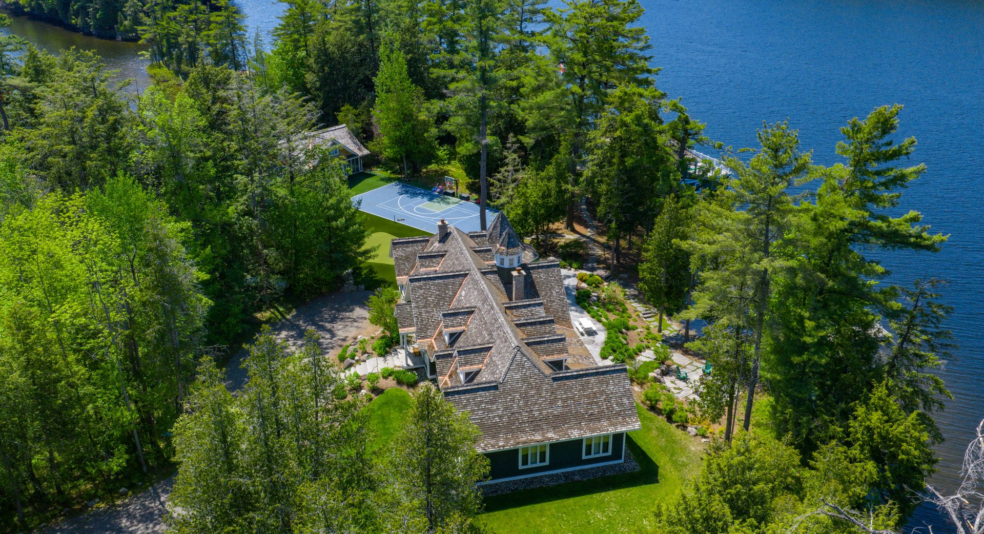 Rosseau Road 1