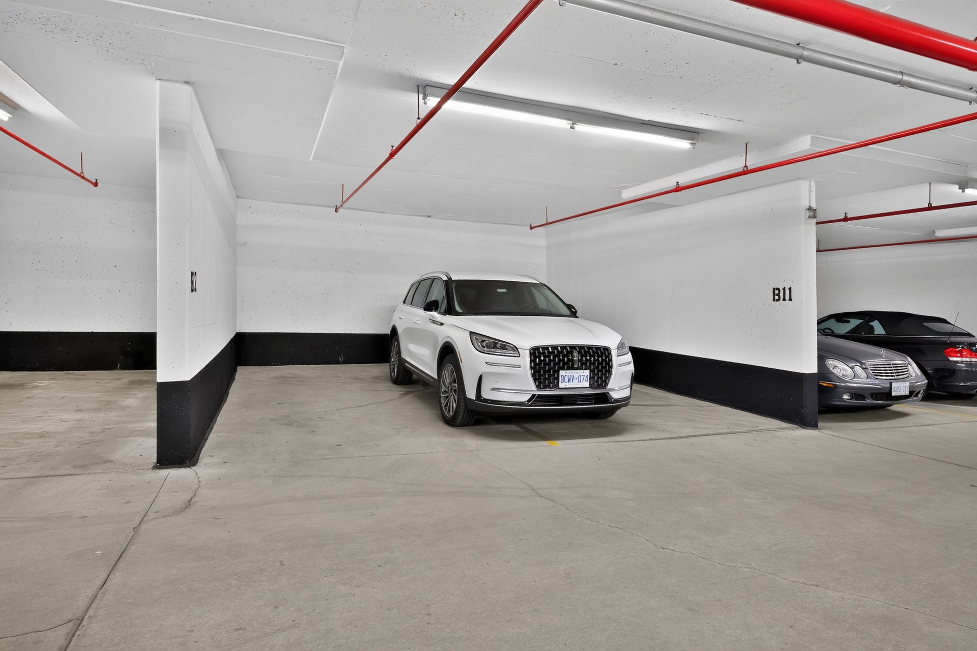 211-221 Robinson Street, Oakville