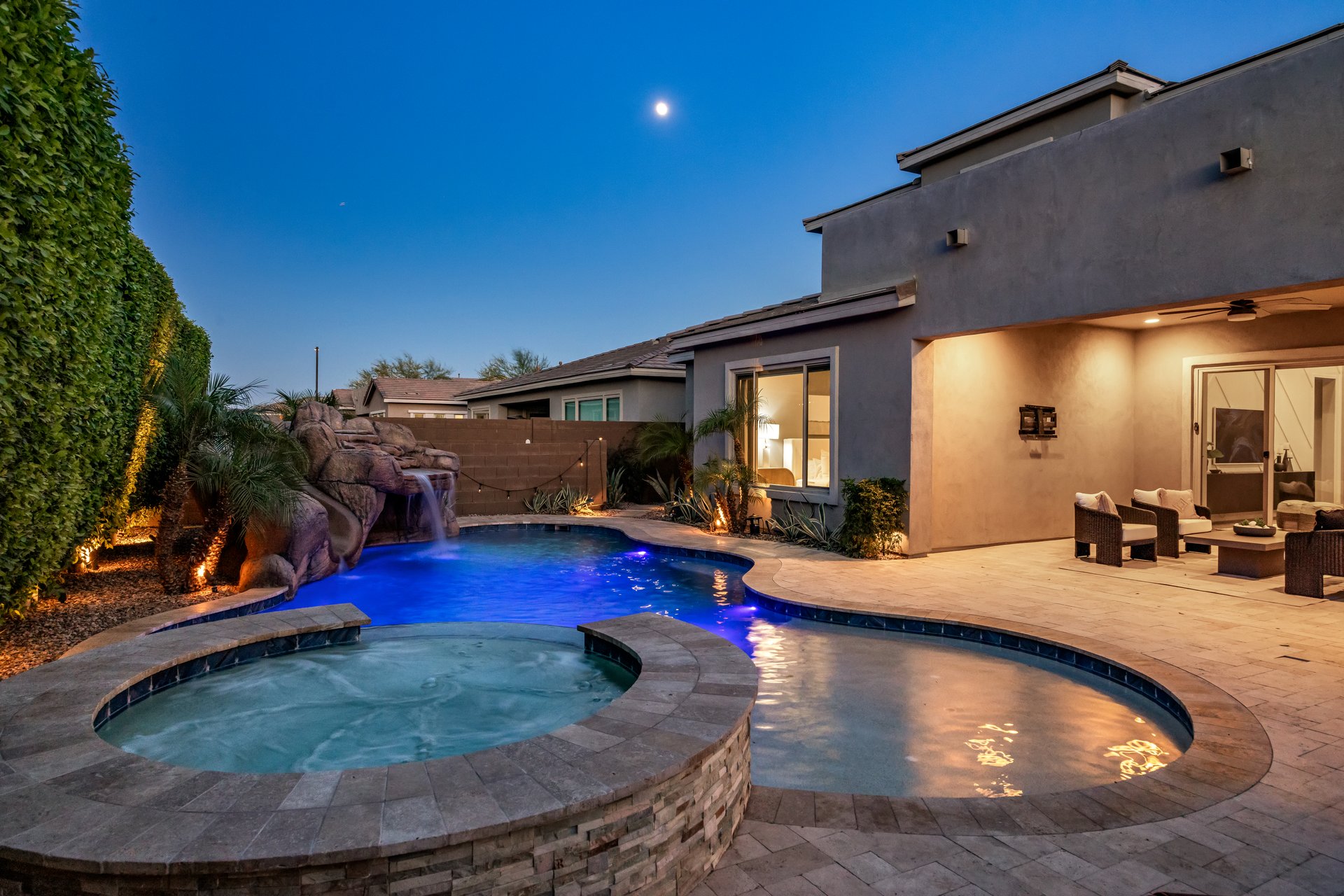 3020 E LOS GATOS Drive