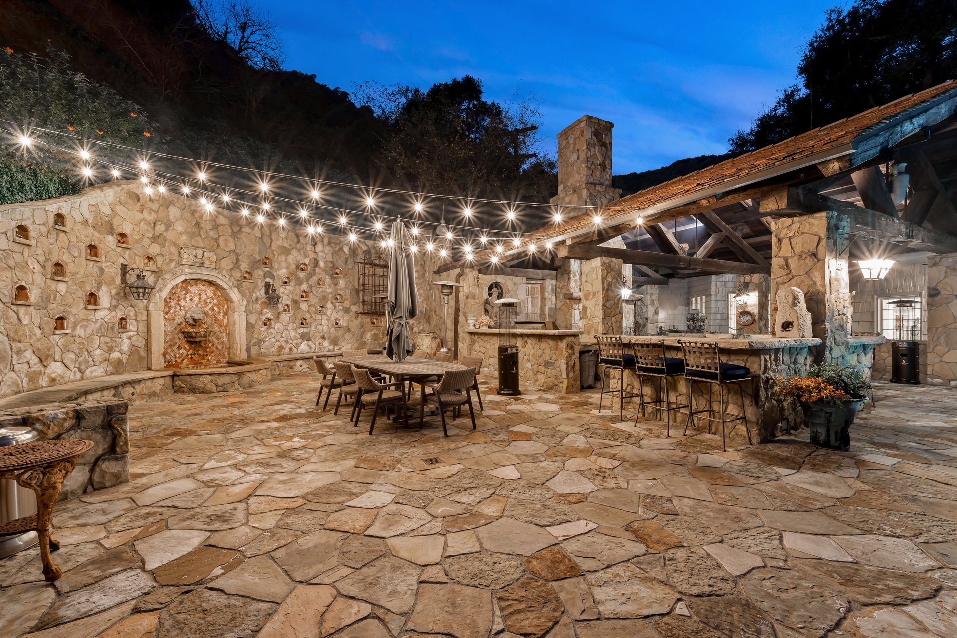 9631 Cedarbrook Dr