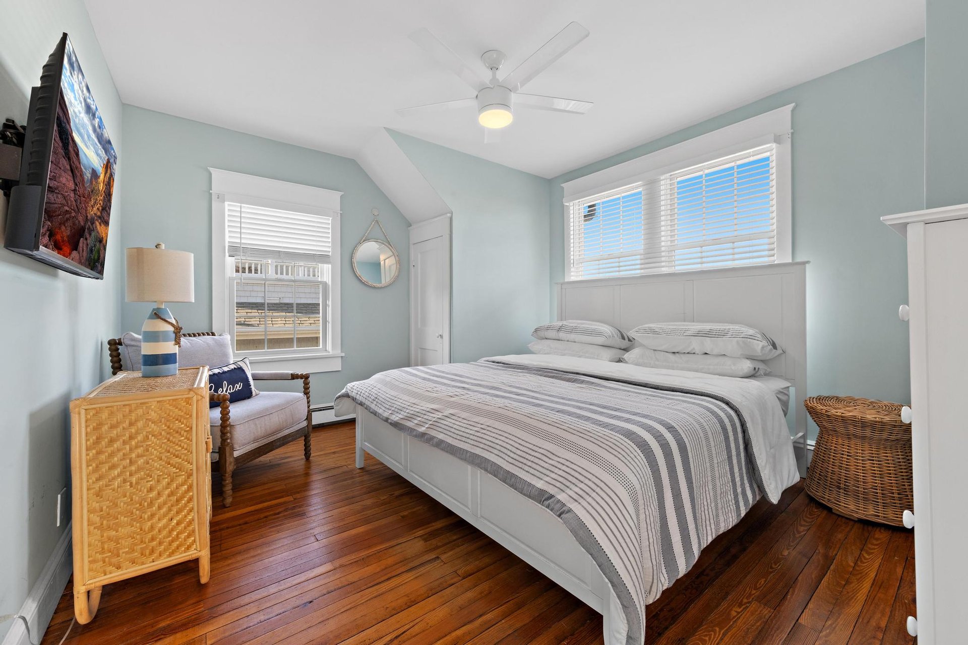 112 8th Street Beach Haven w/Cottage