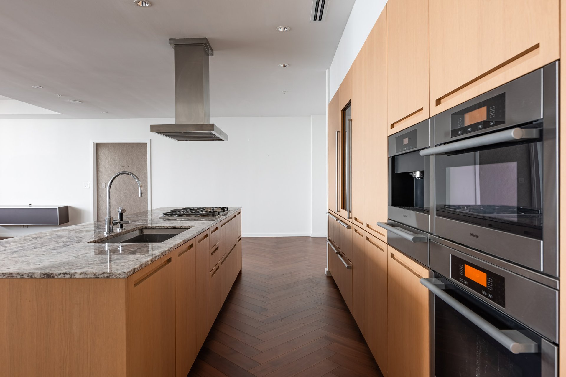 Suite 5302- 180 University Avenue