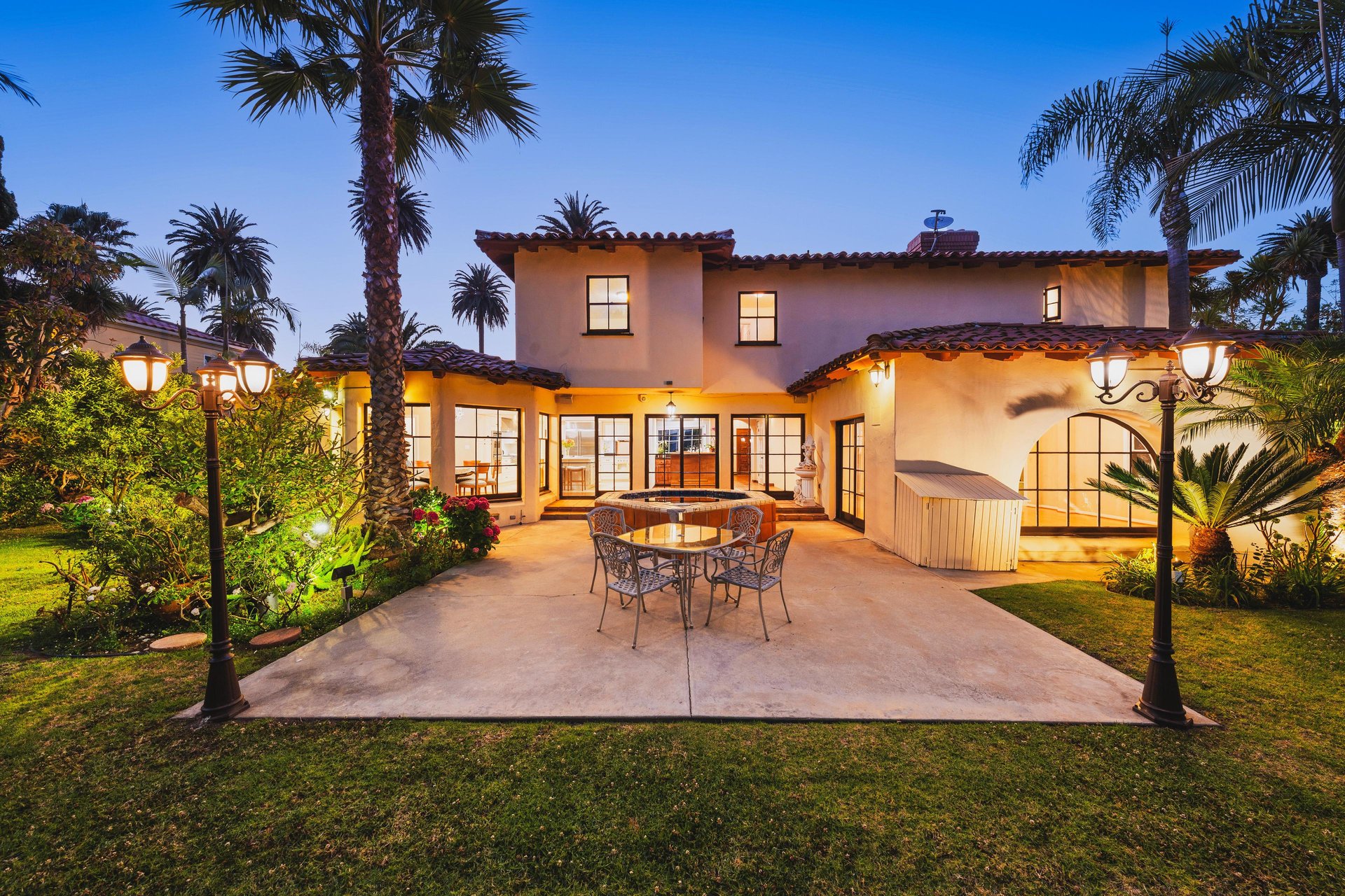 324 Marguerita Ave