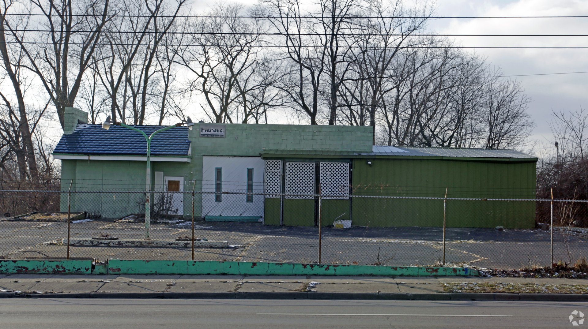 2135 N Gettysburg Ave