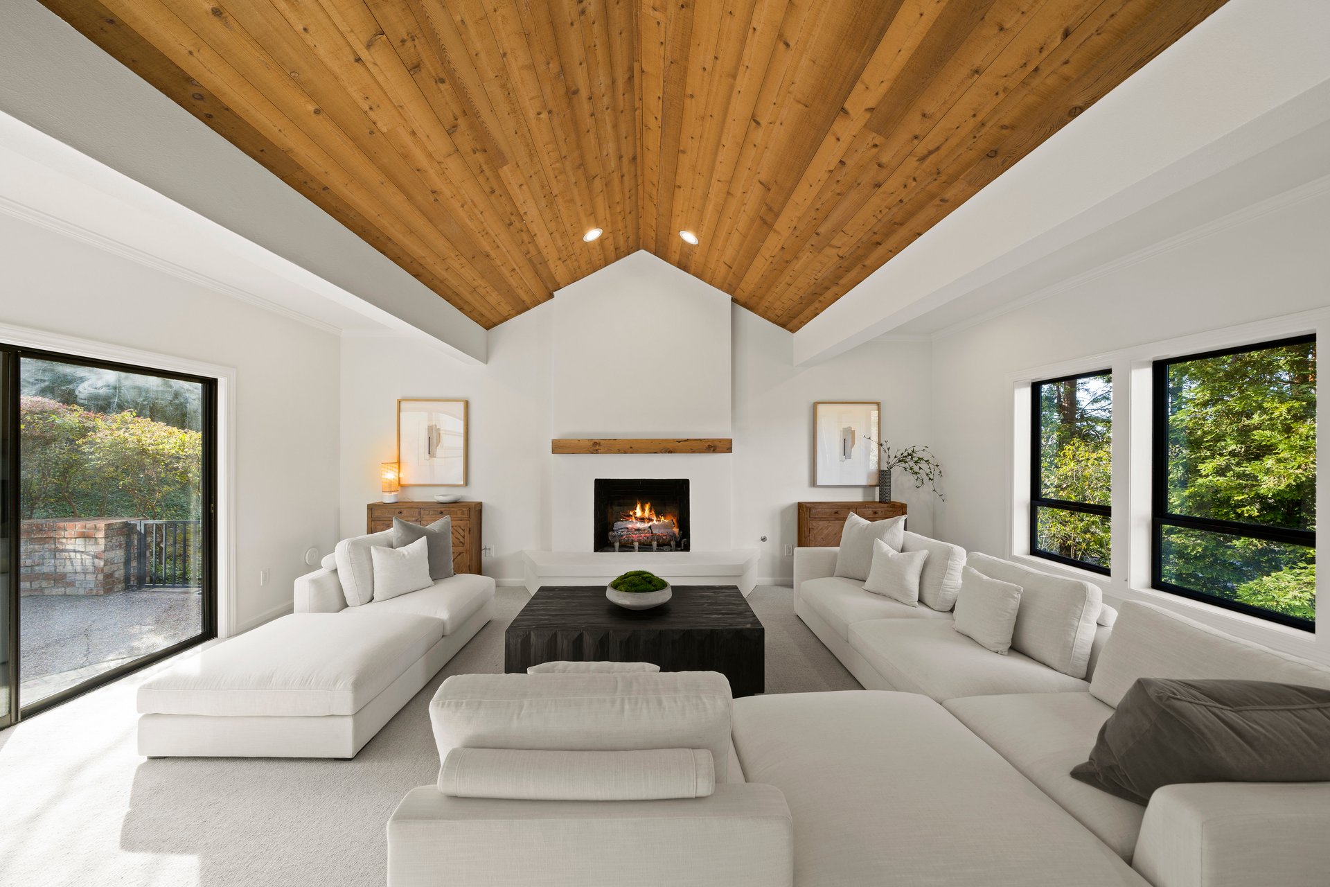 23 Wood Acres Ct