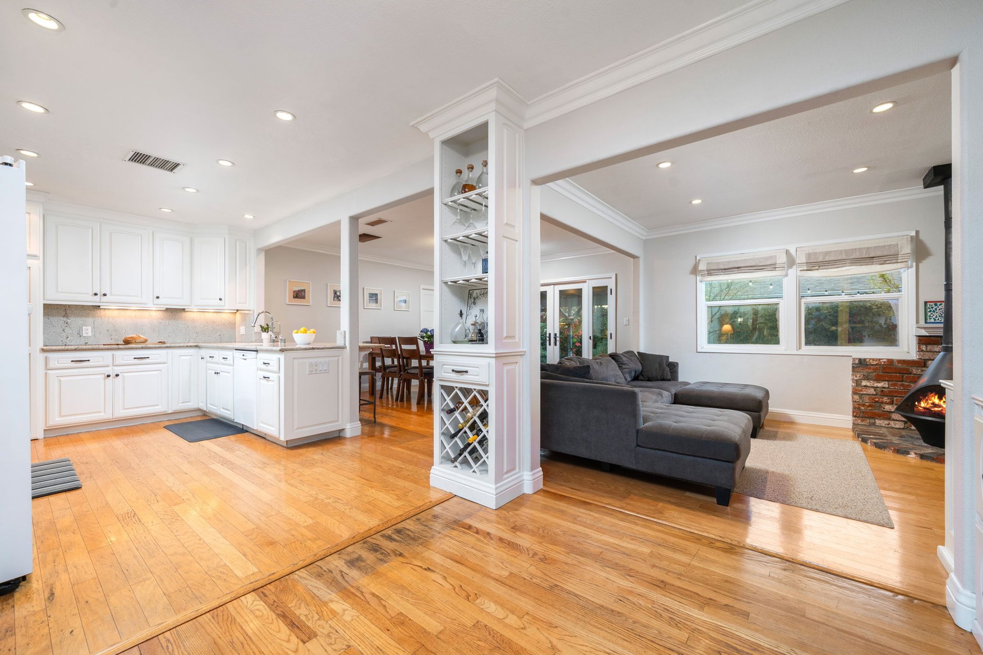 1219 Winston Court