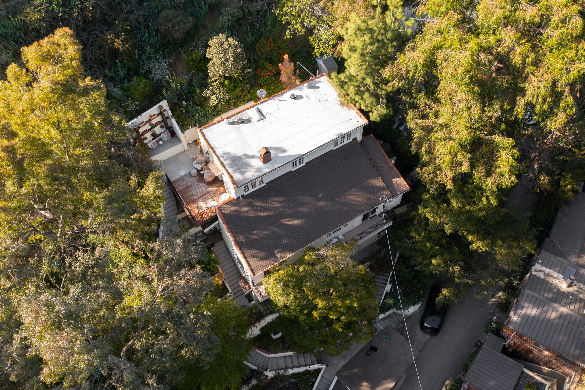 9807 Portola Dr