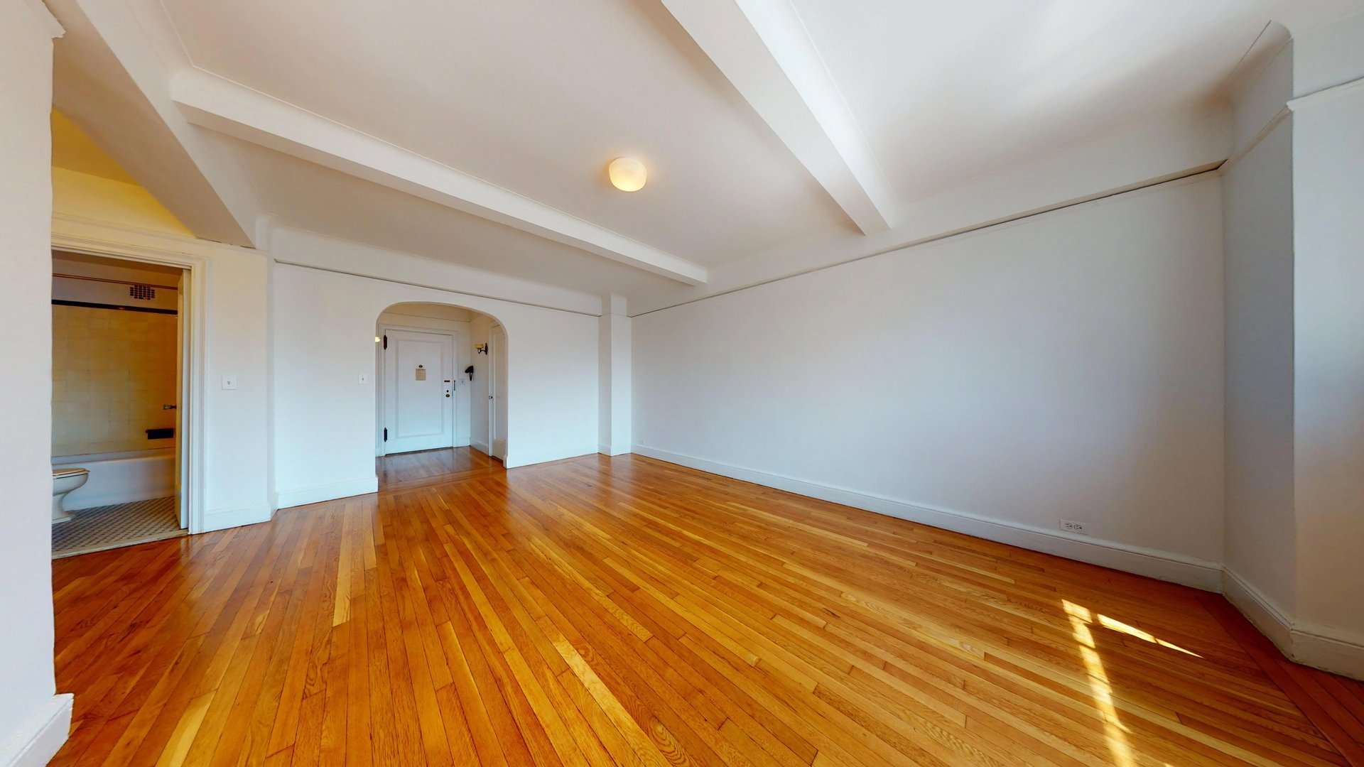 1 Christopher St, #8D