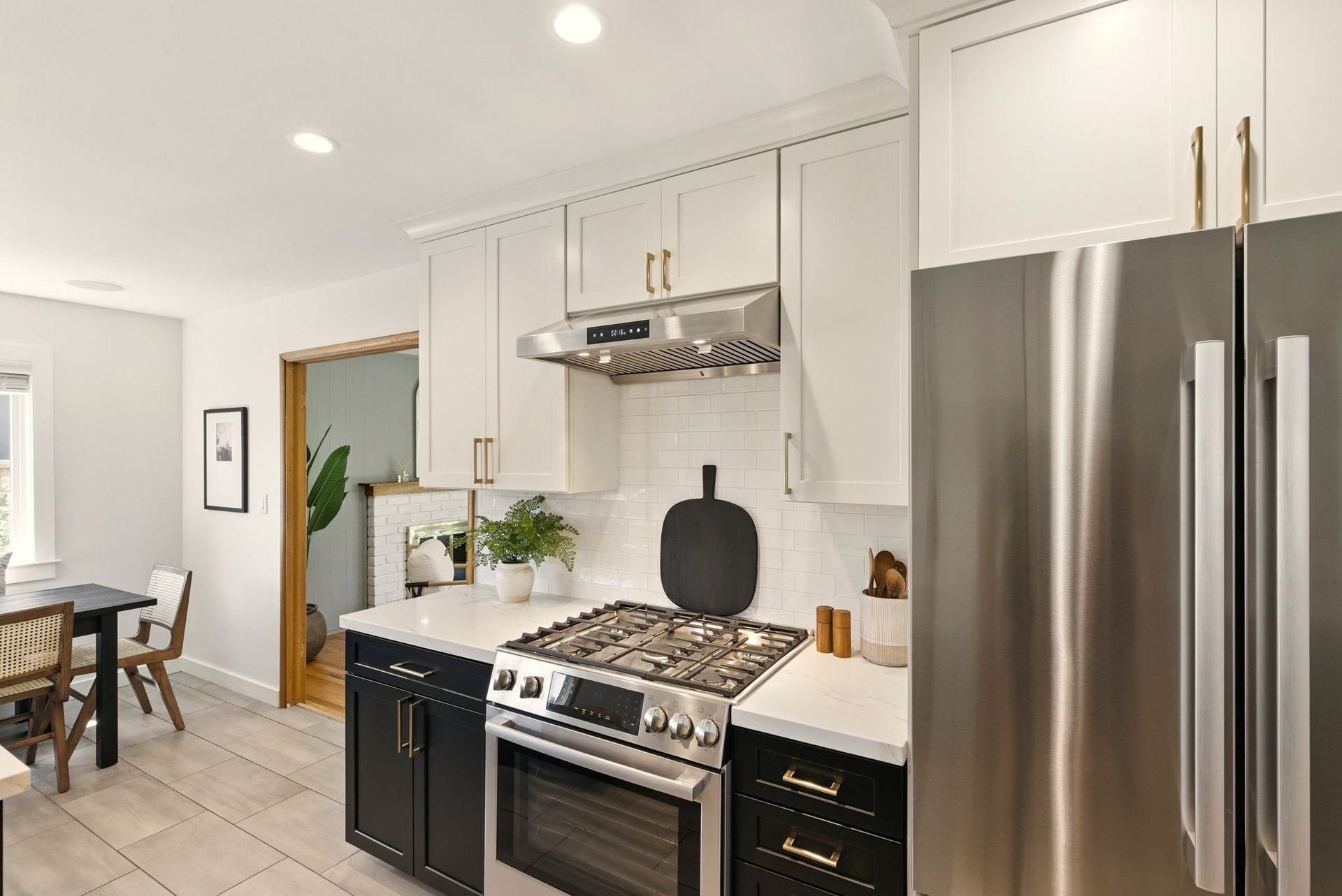 225 Longview Dr