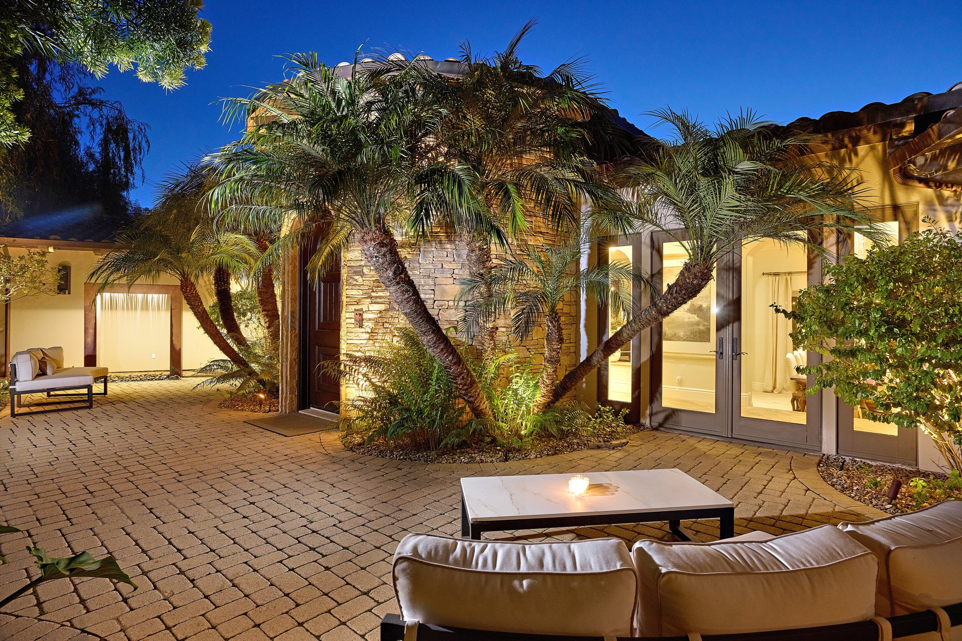  Rancho Santa Fe Living Redefined: Style, Space & Serenity