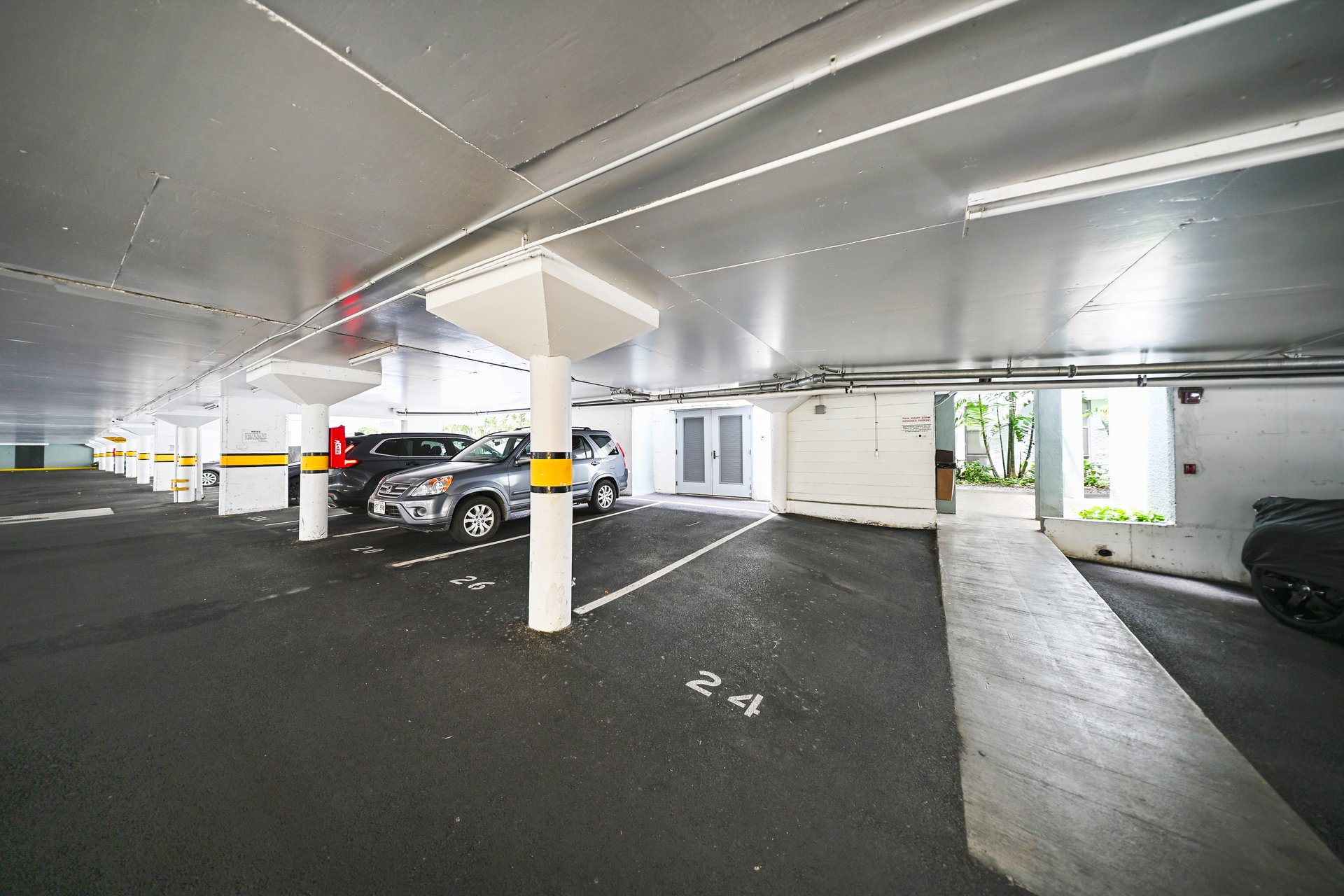 1030 Aoloa Pl Unit #2/302B