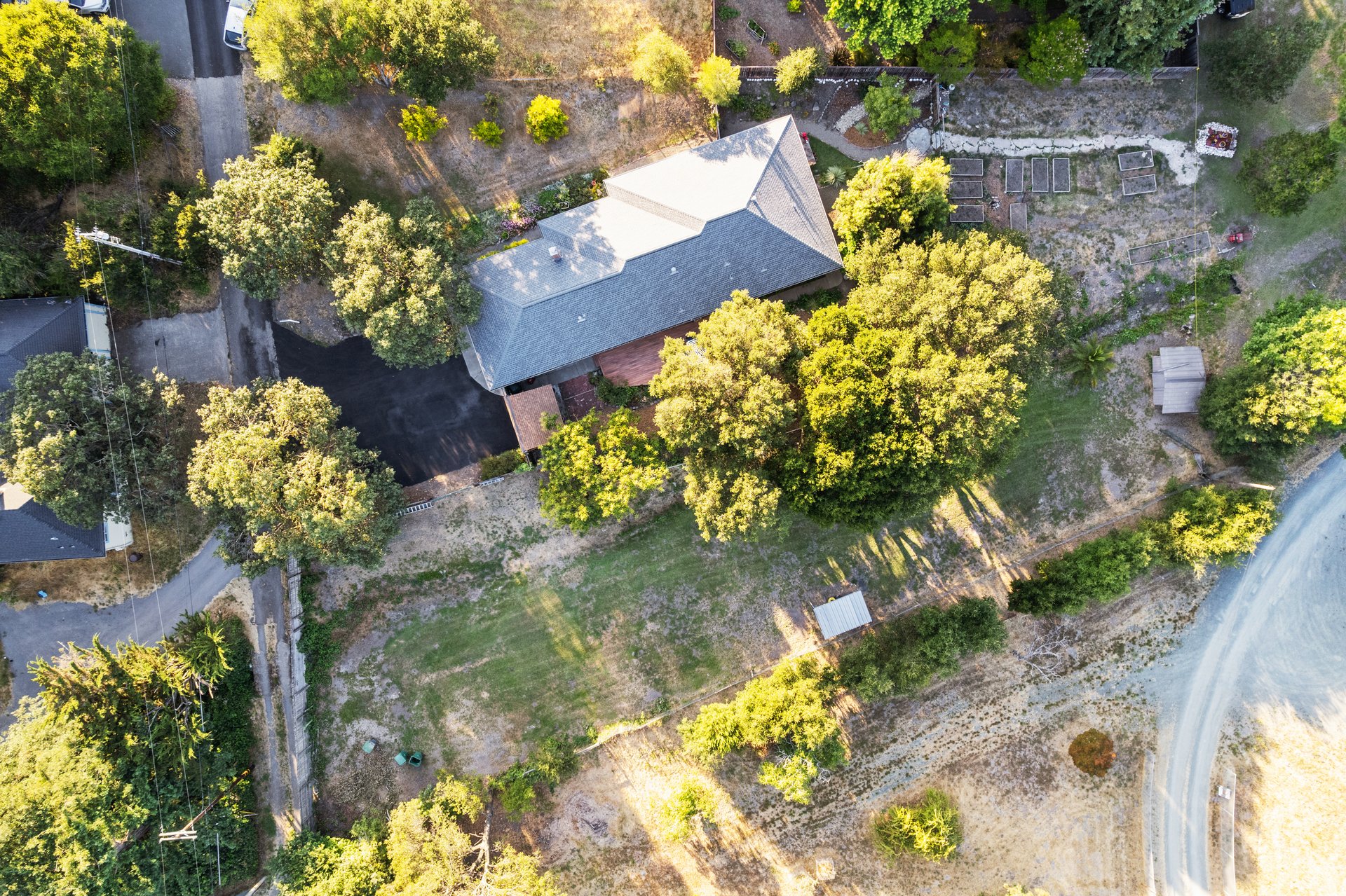 501 Oak Street 