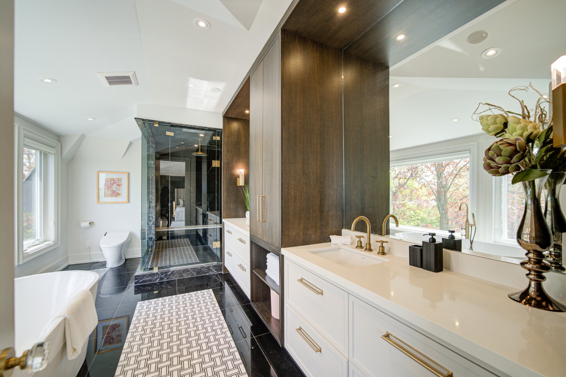 SOLD: Modern Sophistication