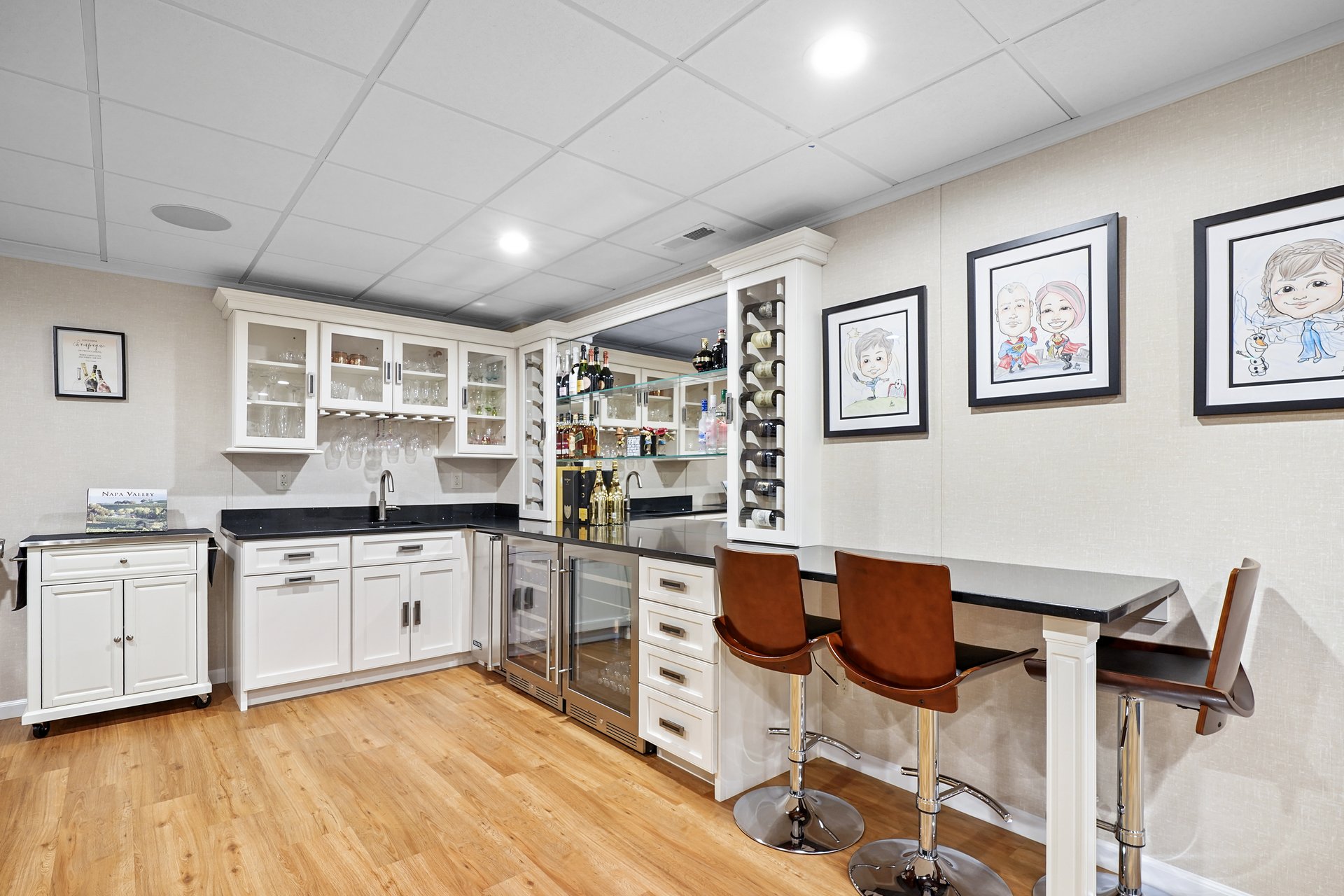 18 N Nabby Rd, Danbury, CT 06811