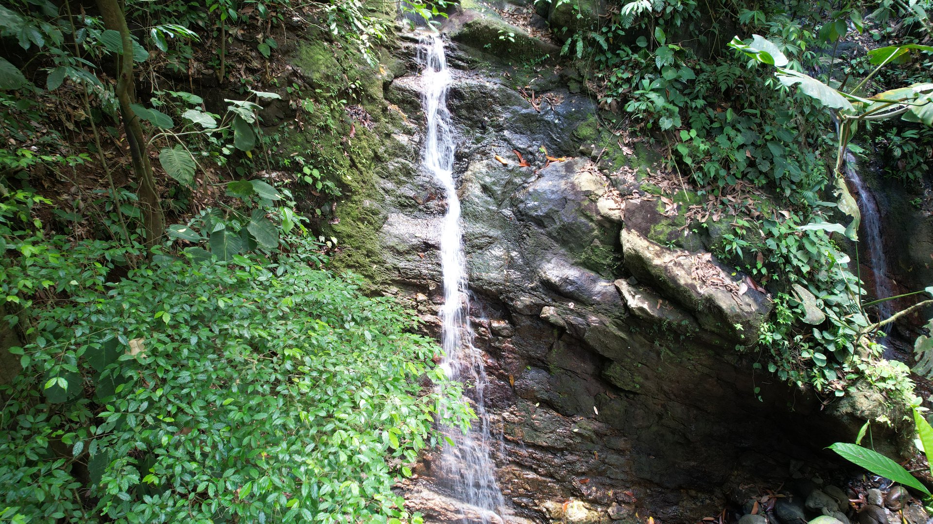 Private Waterfall Retreat in Costa Rica with Total Privacy