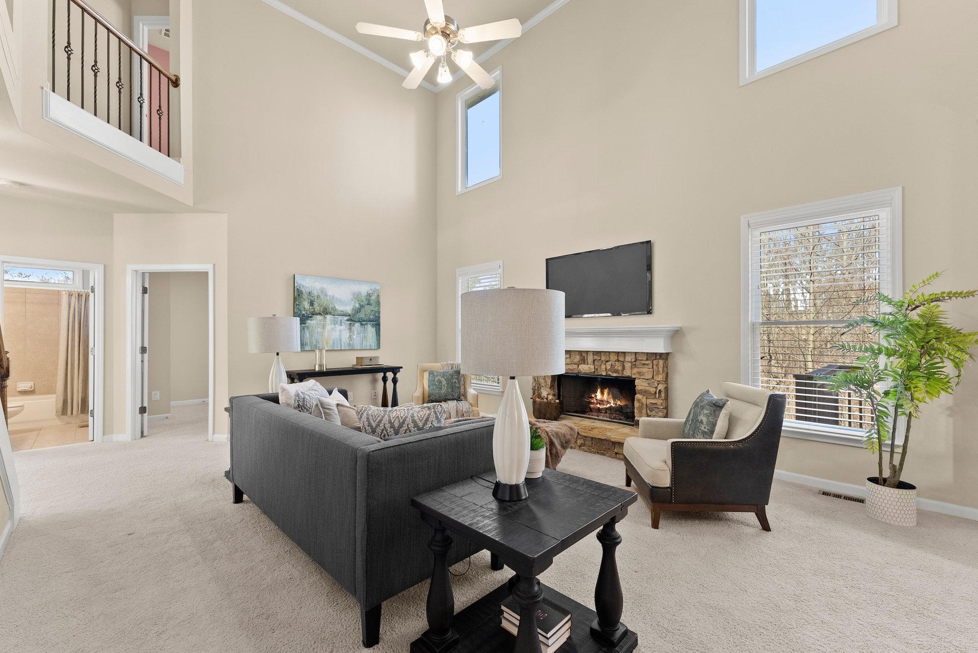 7534 Mossy Log Ct, Flowery Branch, GA 30542