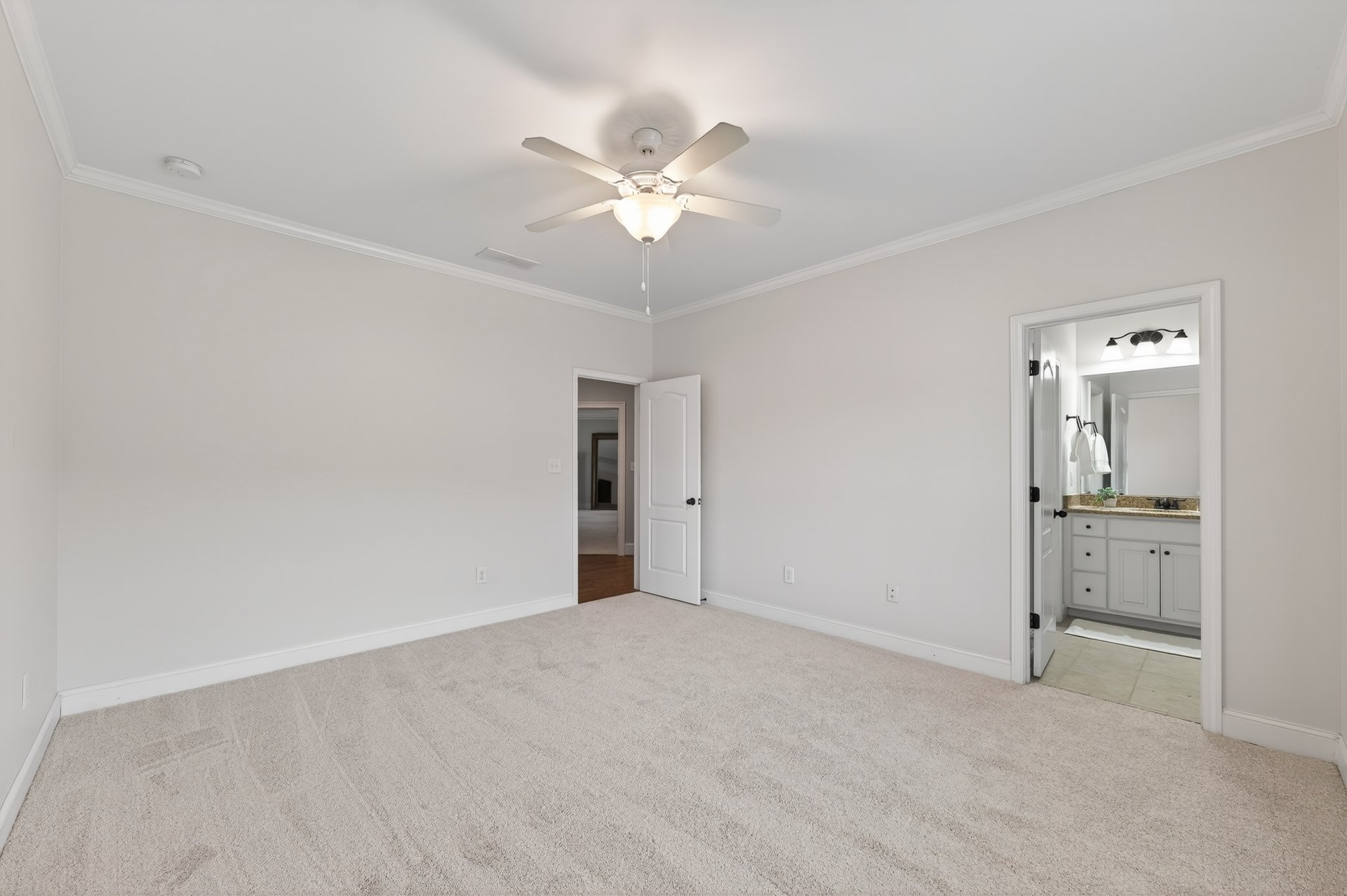16555 Quayside Drive