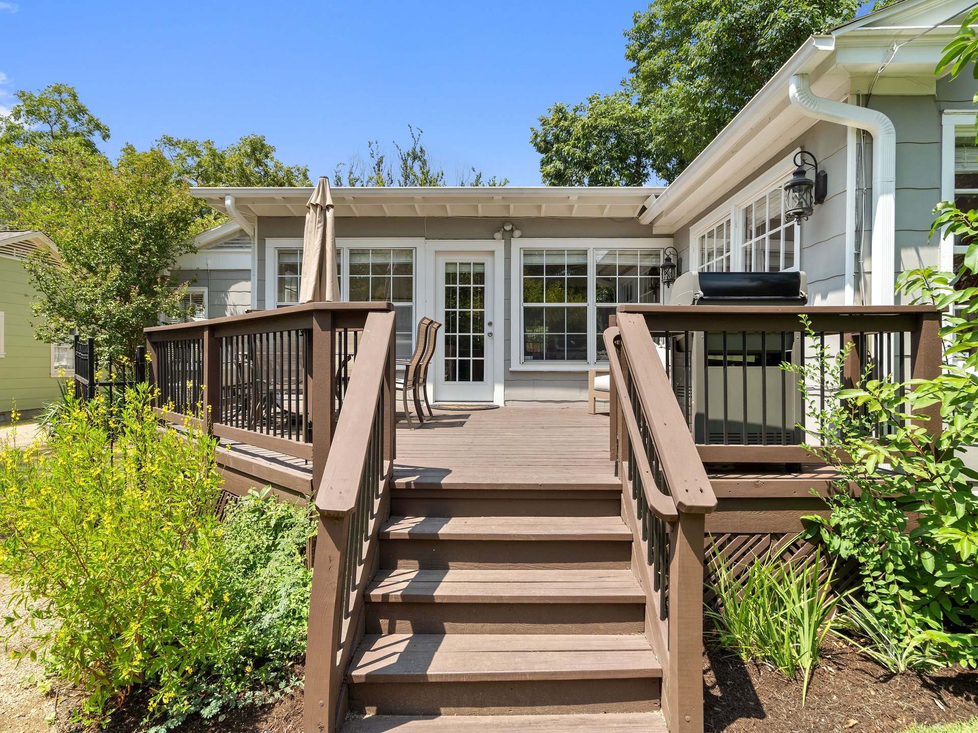Modern Elegance in Bryker Woods